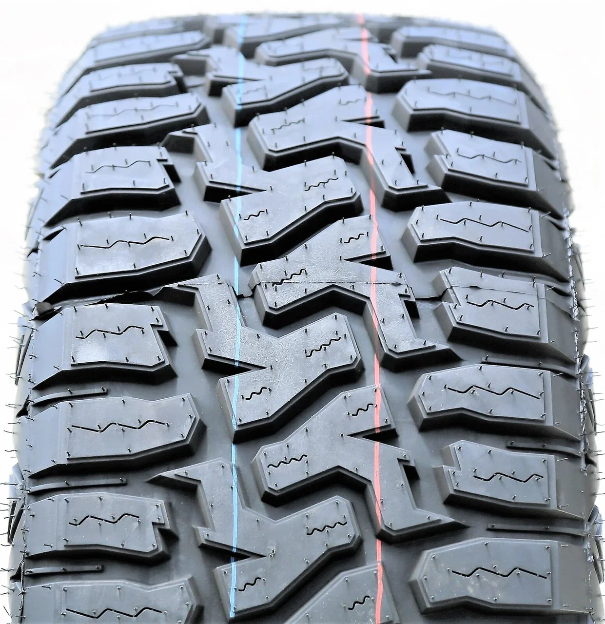 Haida HD878 R/T LT 33X12.50R18 118Q E (10 Ply)