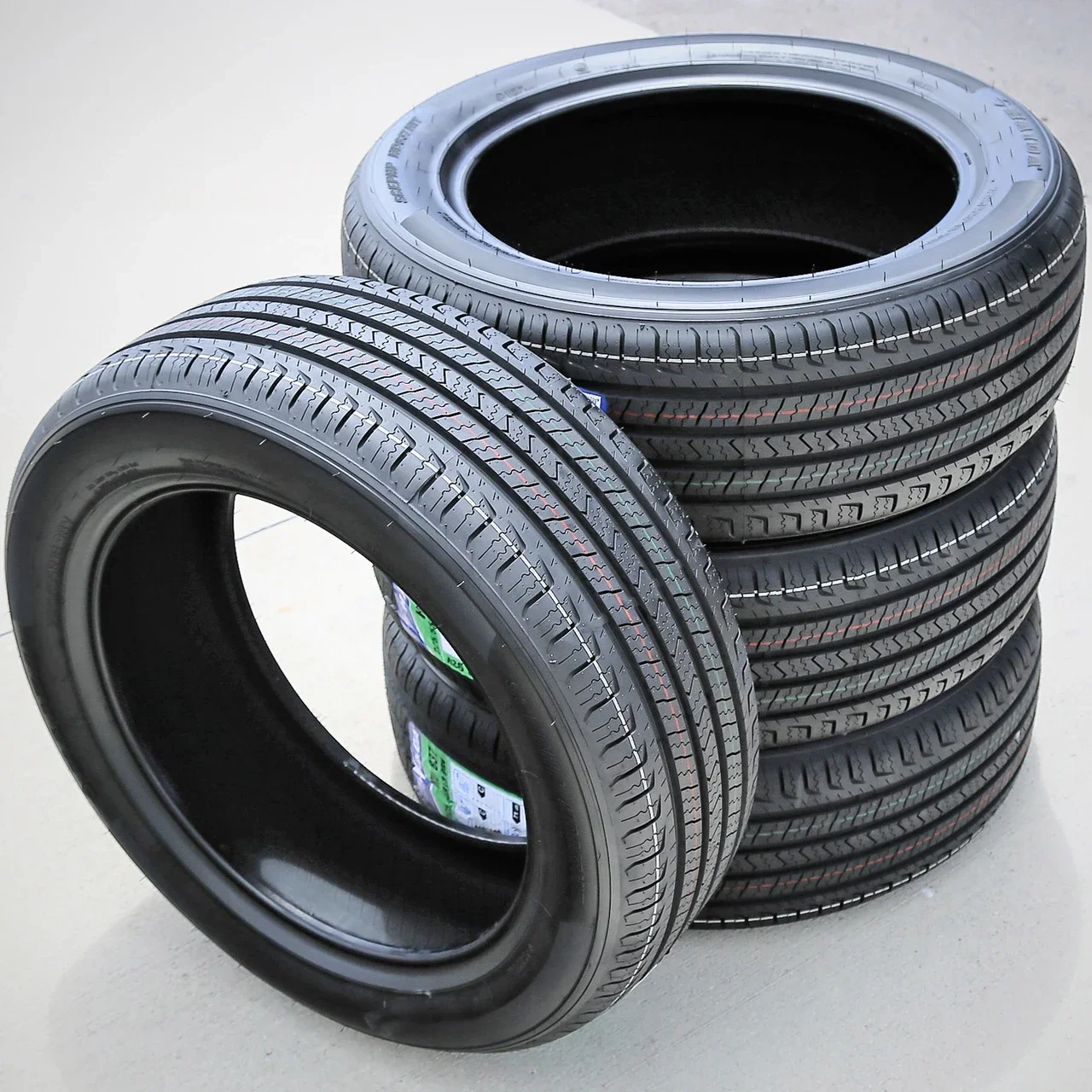 Haida SCEPHP HD837 H/T 215/55R18 99V XL