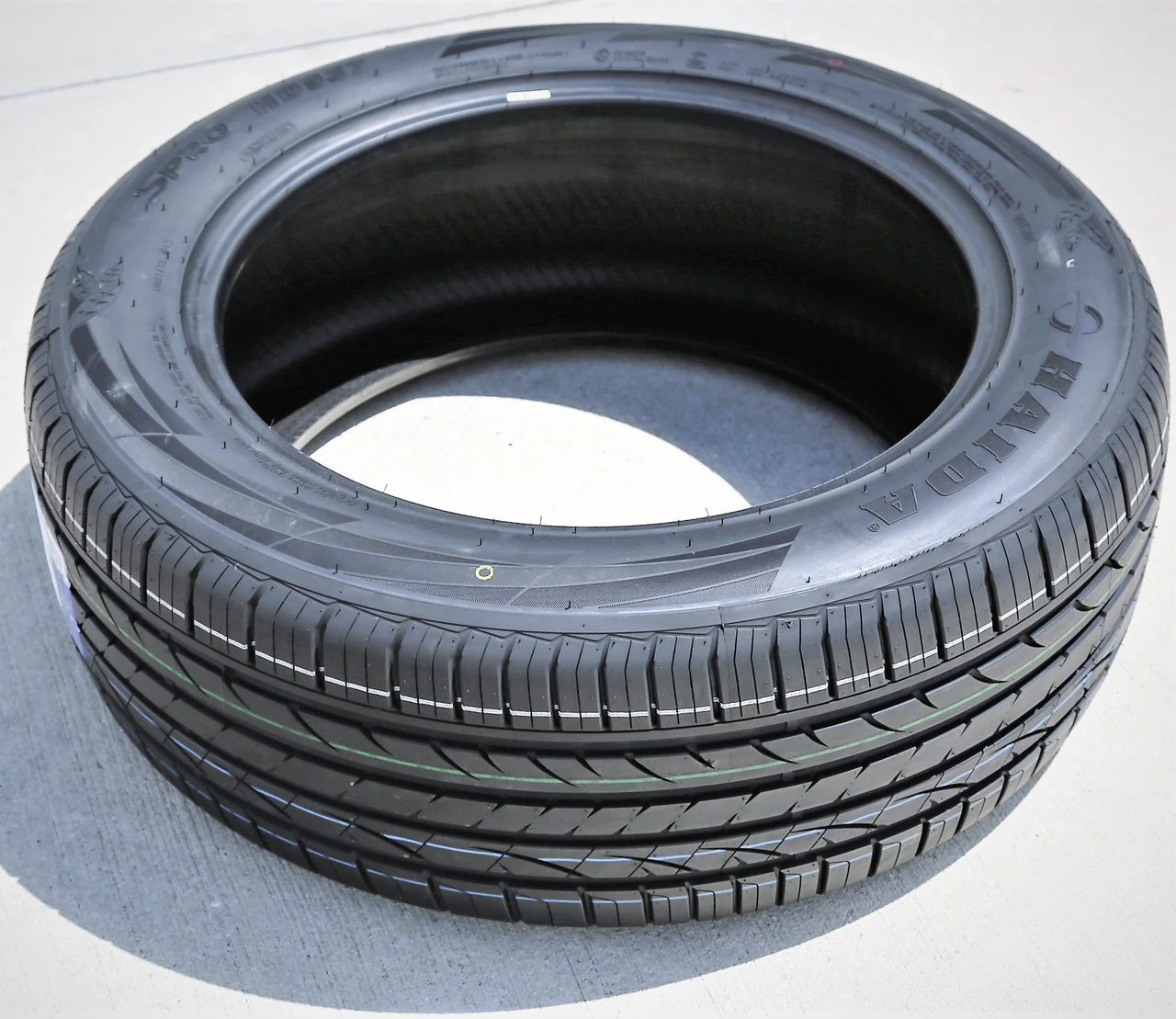 Haida SPRO HD937 235/40R19 ZR 96W