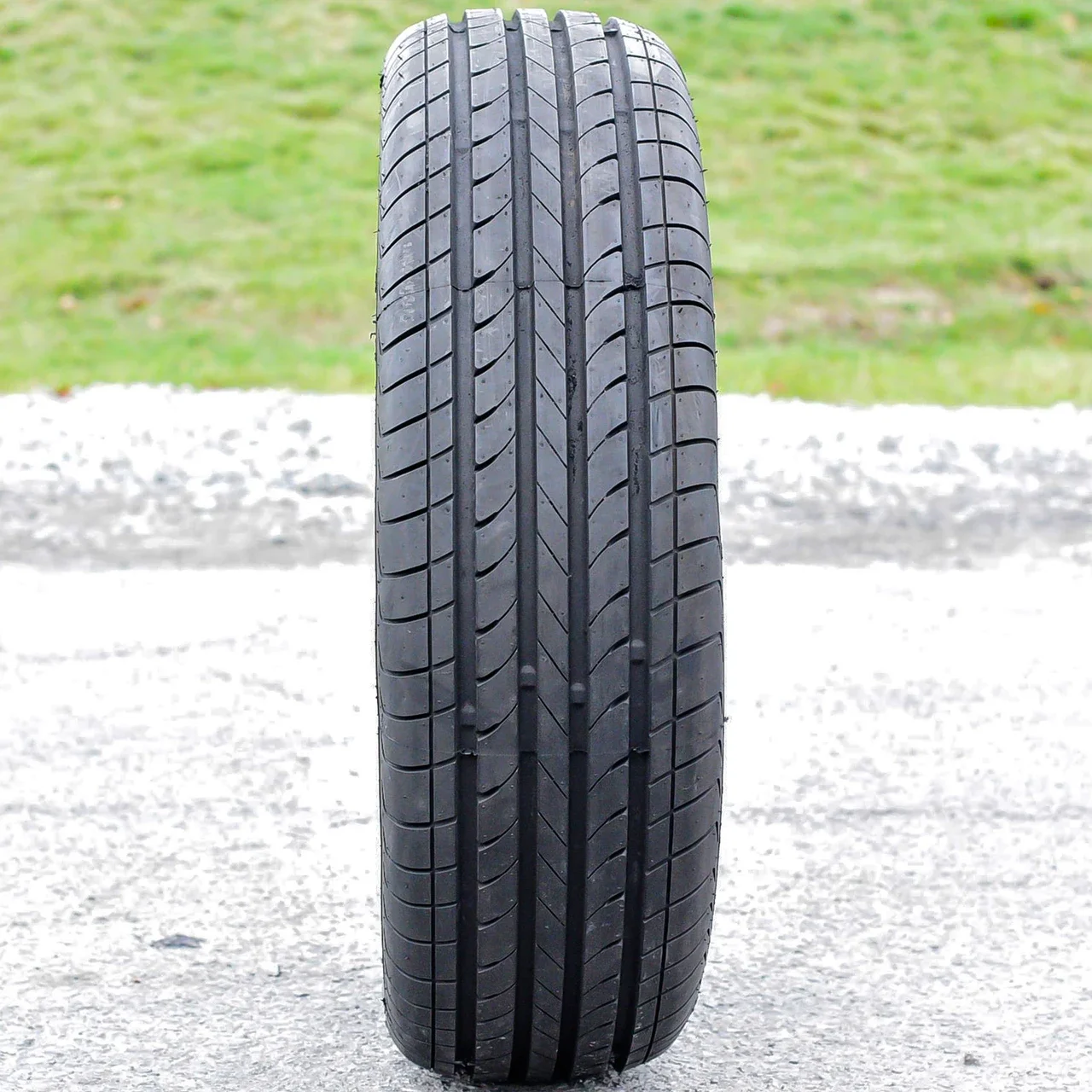 HP100 205/65R16 95H AS A/S All Season (BLEM) Tire
