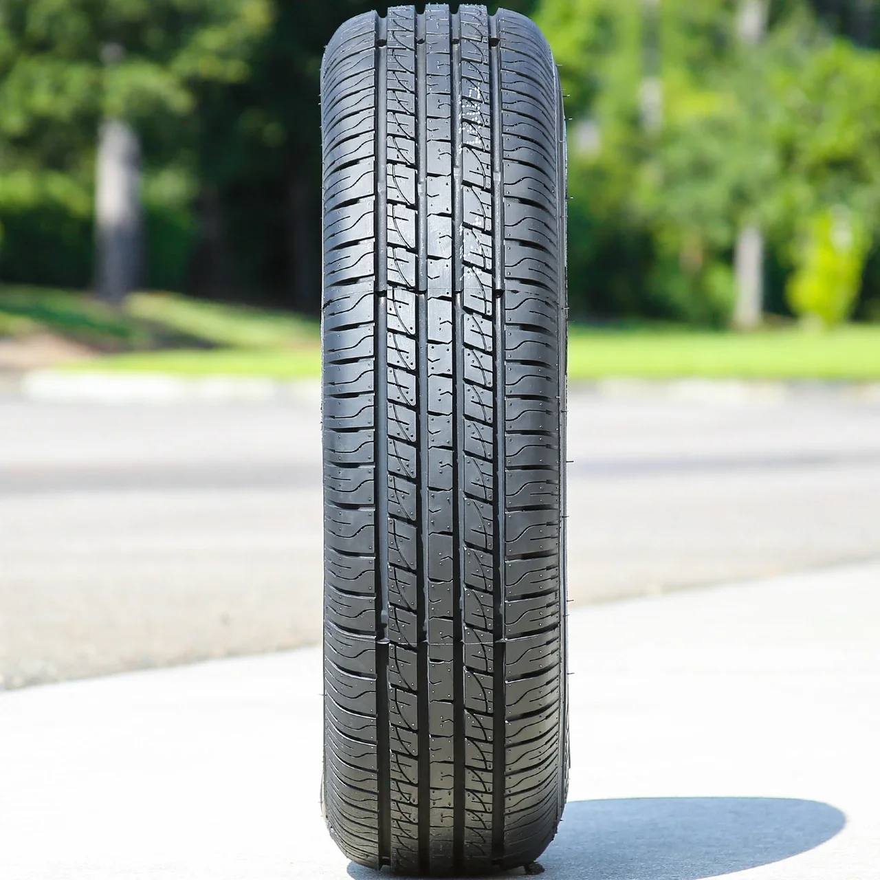 Ironman RB-12 NWS 235/75R15 105S