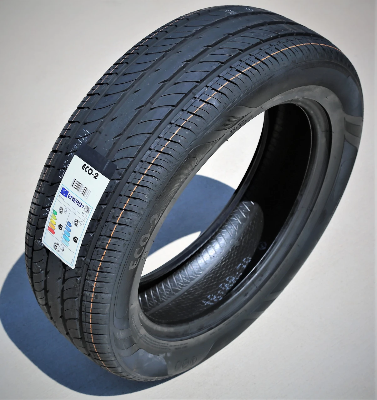 Kooler Eco-2 225/60R16 98V XL