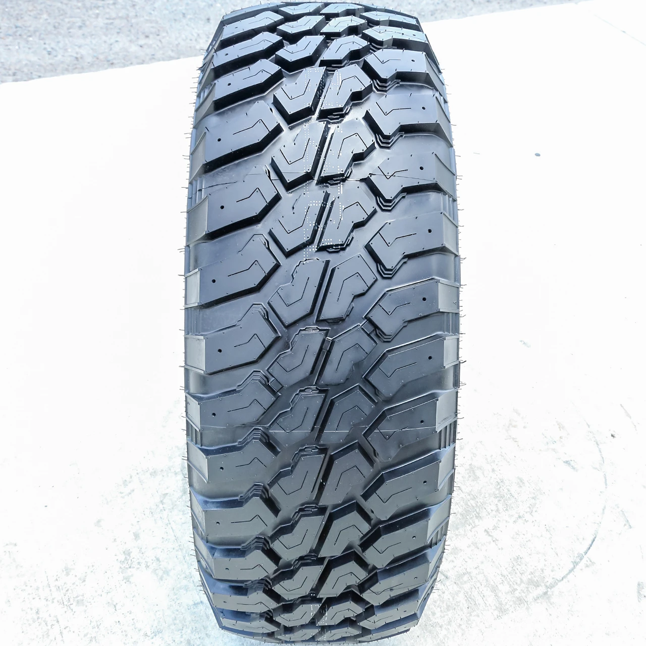 Kpatos FM523 M/T LT 33X12.50R18 118Q E (10 Ply)