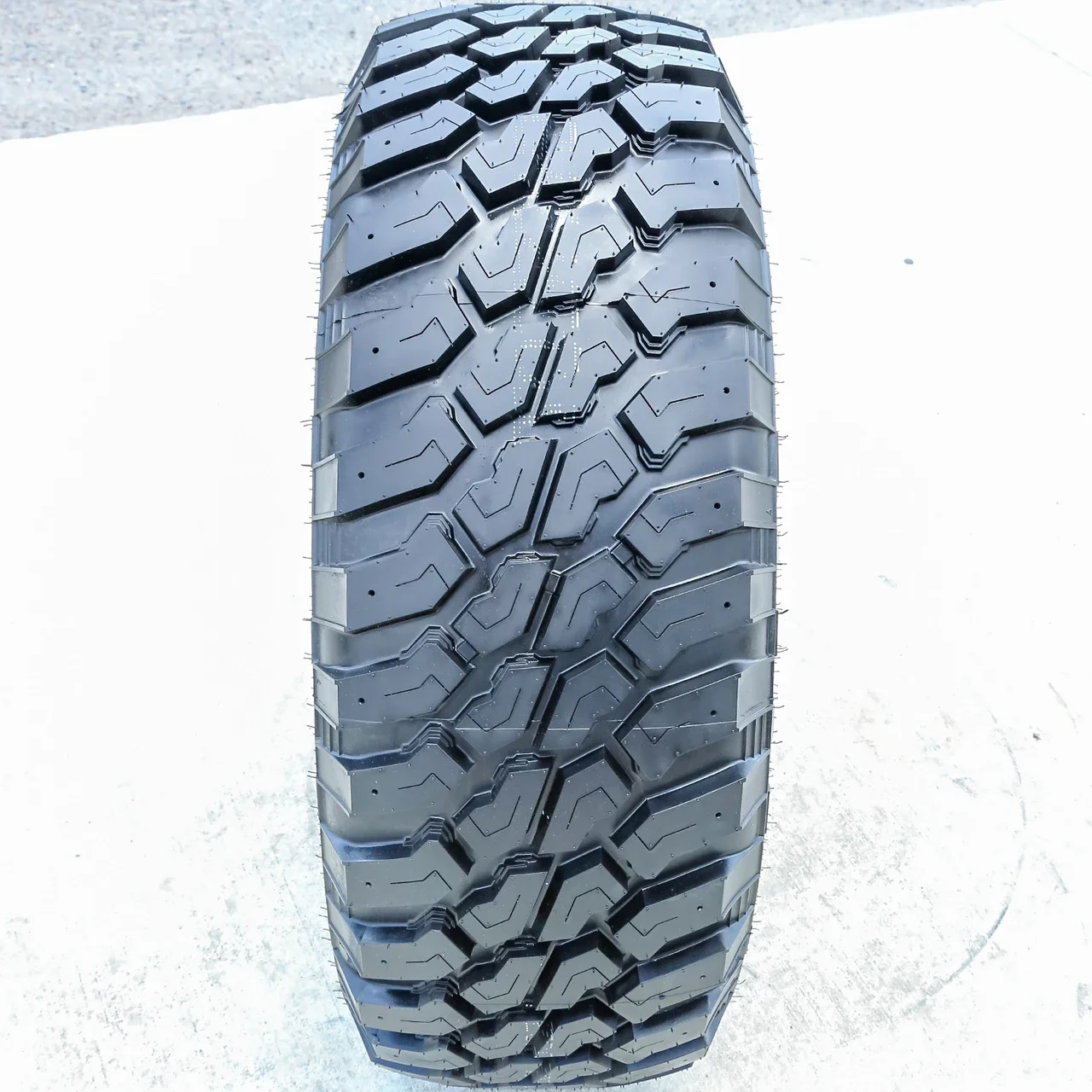 Kpatos FM523 M/T LT 33X12.50R20 114Q E (10 Ply)