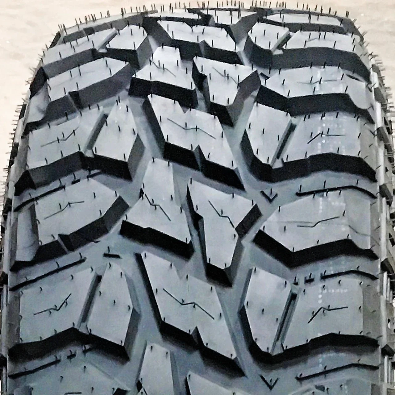 Lancaster LS-67 M/T LT 35X12.50R24 111Q E (10 Ply)