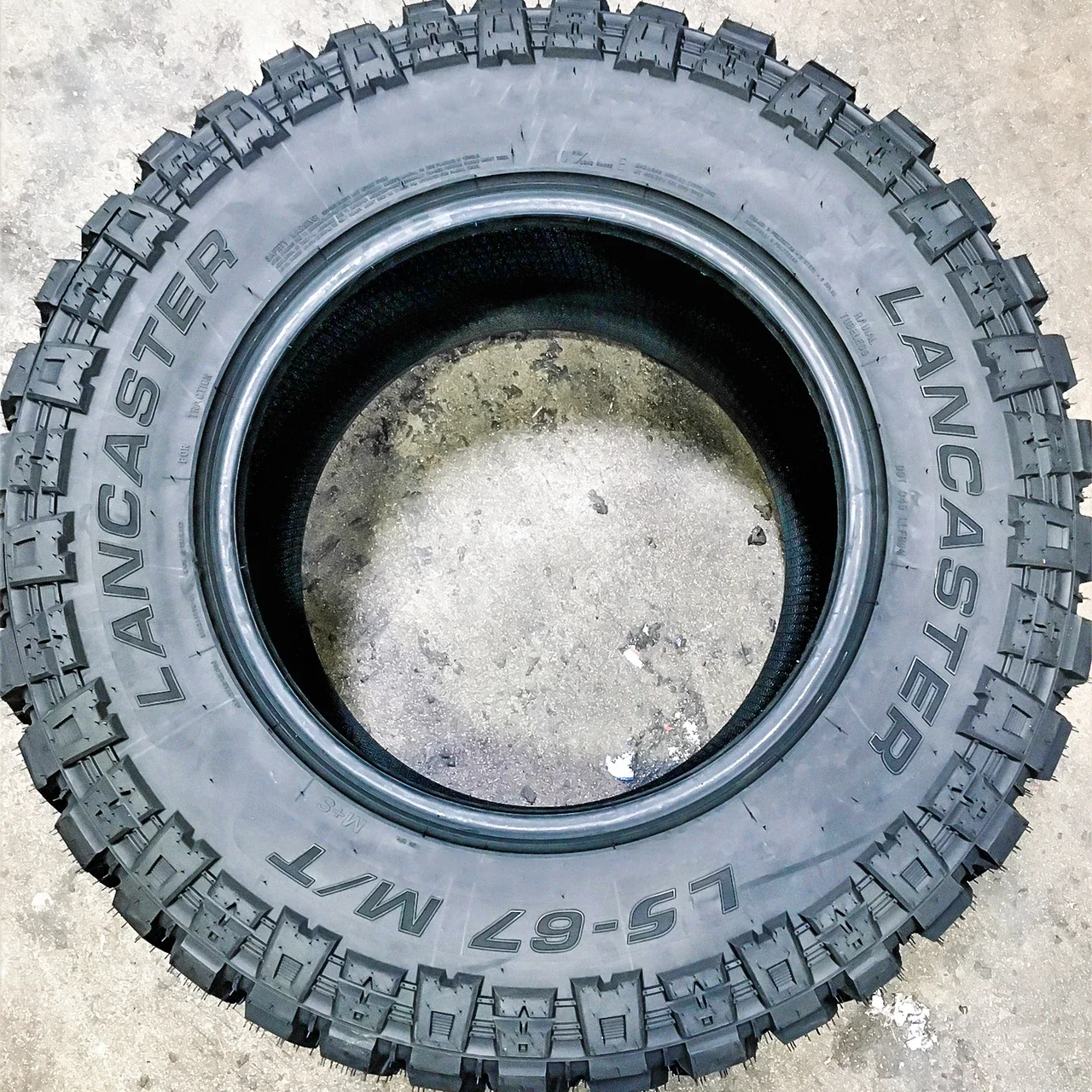 Lancaster LS-67 M/T LT 35X12.50R24 111Q E (10 Ply)