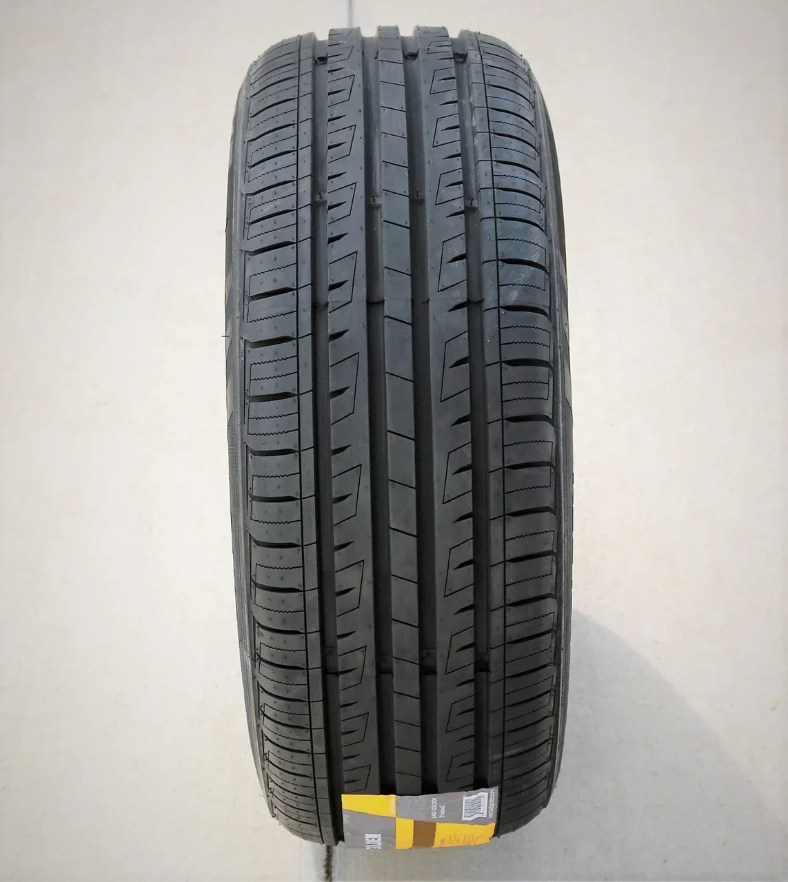 Landgolden LG17 175/65R14 84T XL