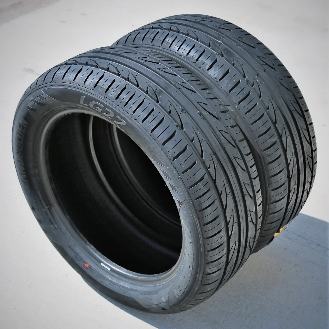 Landgolden LG27 215/55R18 95V