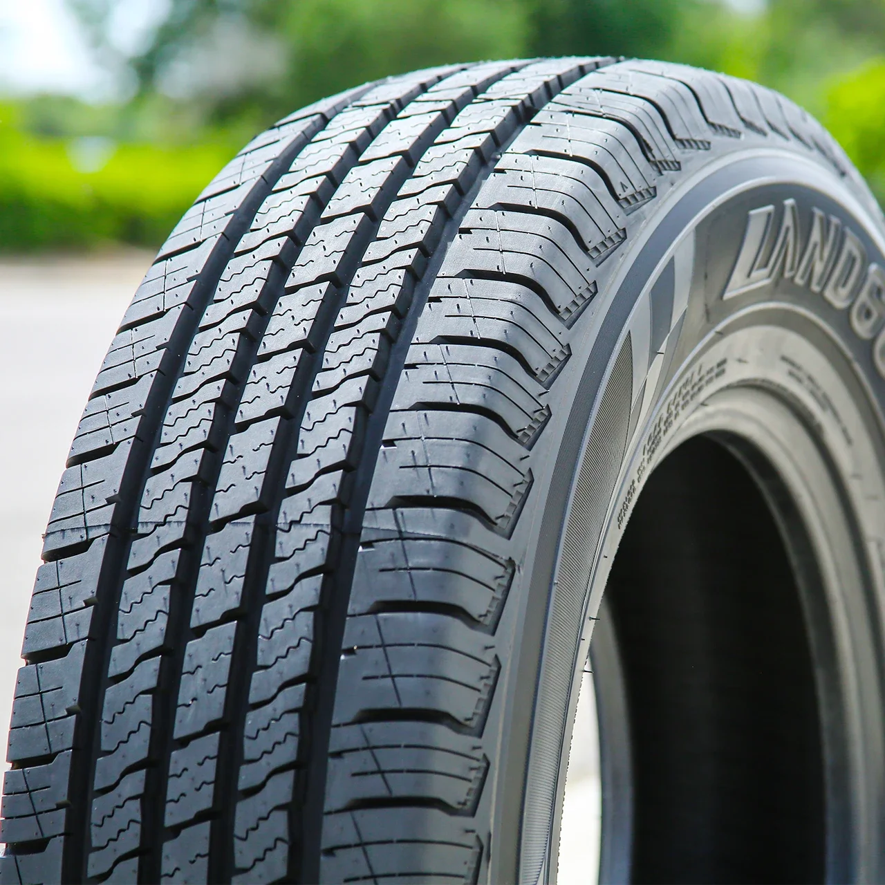 Landgolden LGT67 H/T LT 245/75R16 120/116S E (10 Ply)