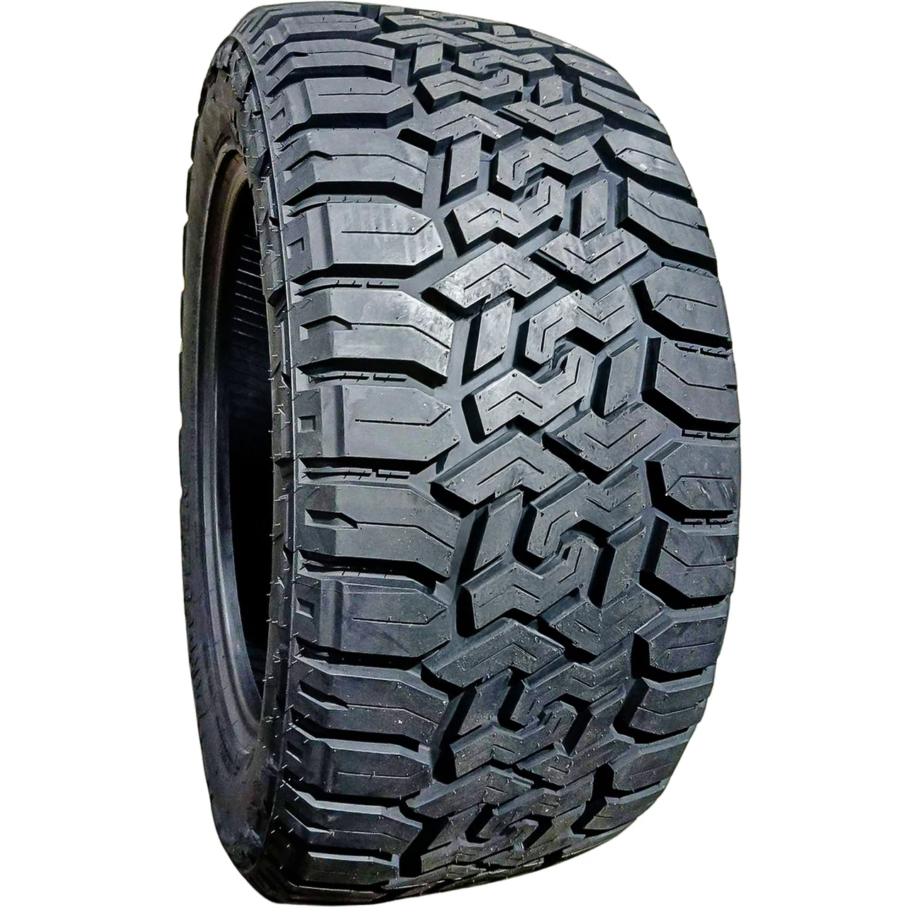 Landwarrior Rugged Master LT 33X12.50R20 114Q E (10 Ply)
