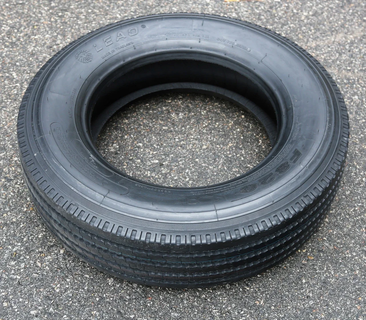 Leao F820 245/70R19.5 133/131M G (14 Ply)