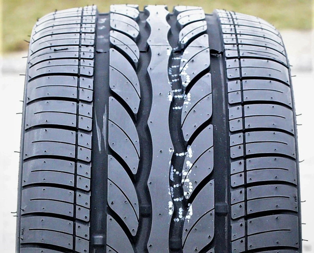 Leao Lion Sport 255/45R18 103W
