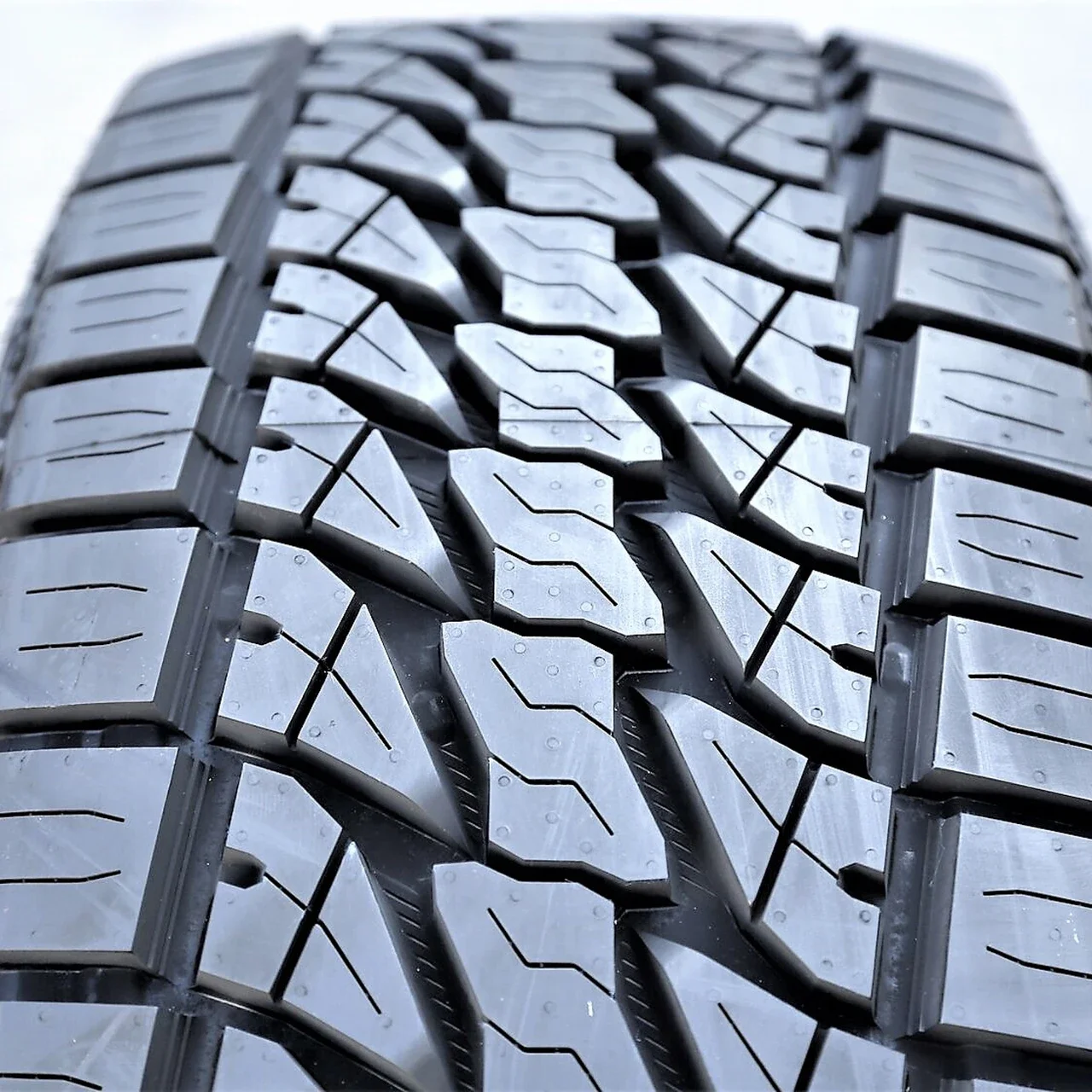 Leao Lion Sport A/T 265/65R17 112T