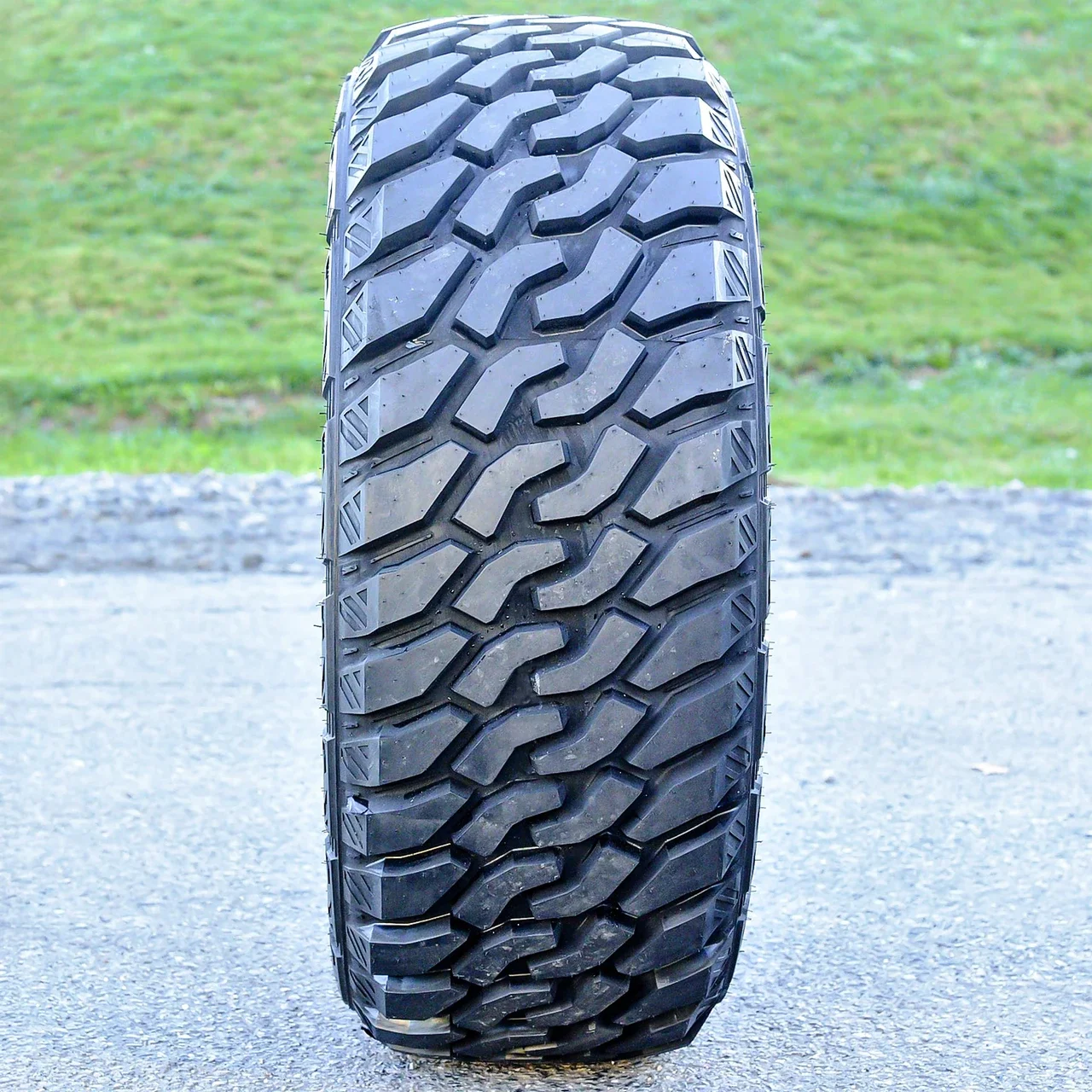 Leao Lion Sport MT LT 33X12.50R22 114Q F (12 Ply)
