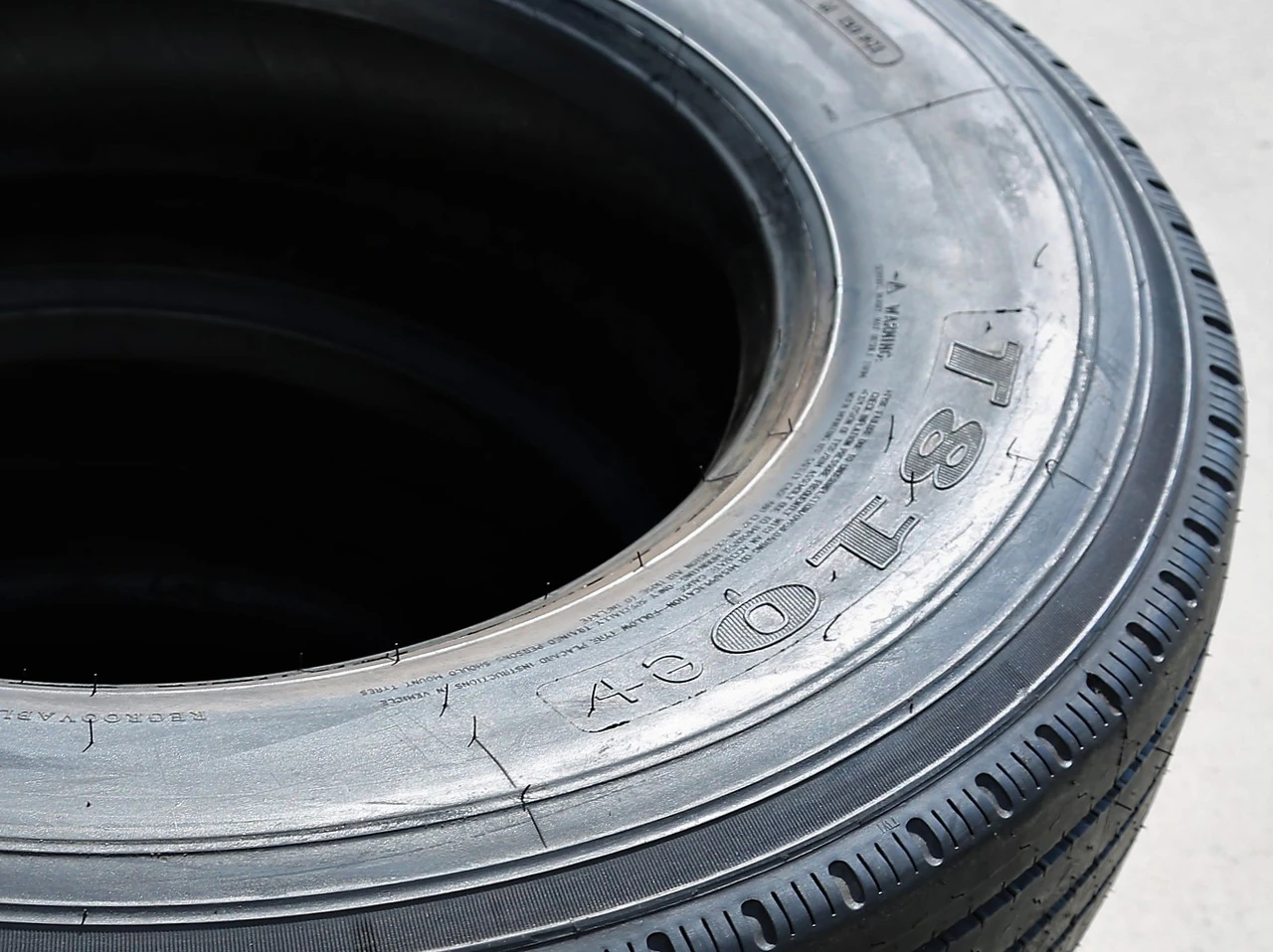 Leao T810E+ 11R24.5 146/143M G (14 Ply)