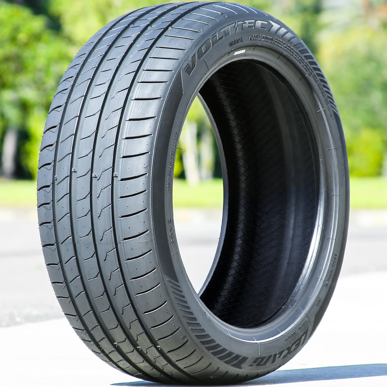 Lexani VOLT-EC 235/35R20 ZR 92Y XL