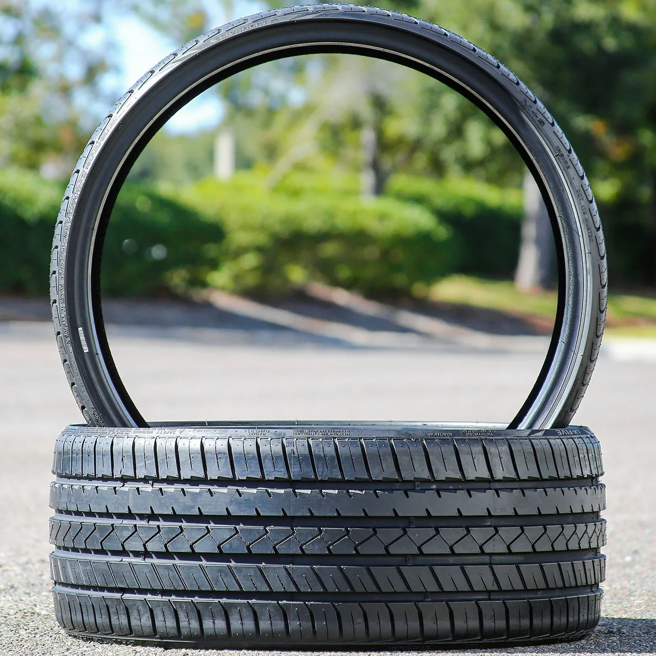 Lionhart LH-FIVE 275/35R20 ZR 102W XL