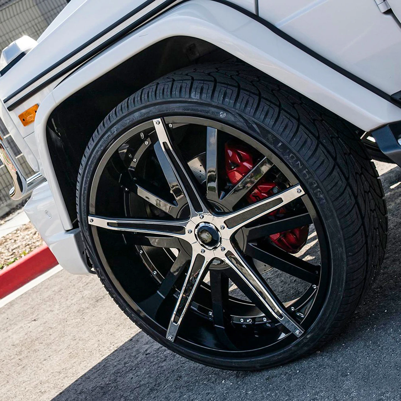 Lionhart LH-TEN 285/40R21 ZR 109Y XL
