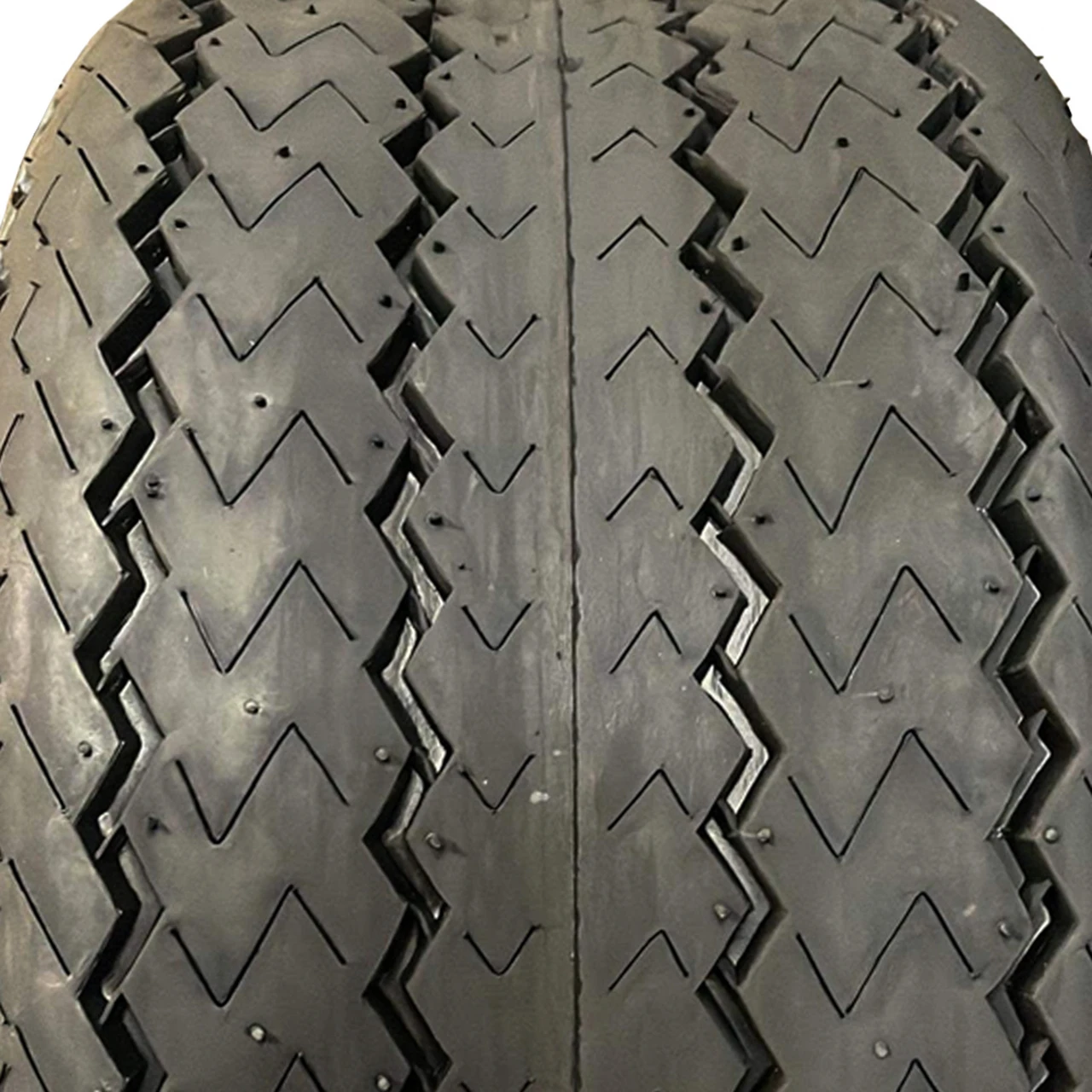 LoadMaxx Boat Trailer ST 5.7-8 C (6 Ply)