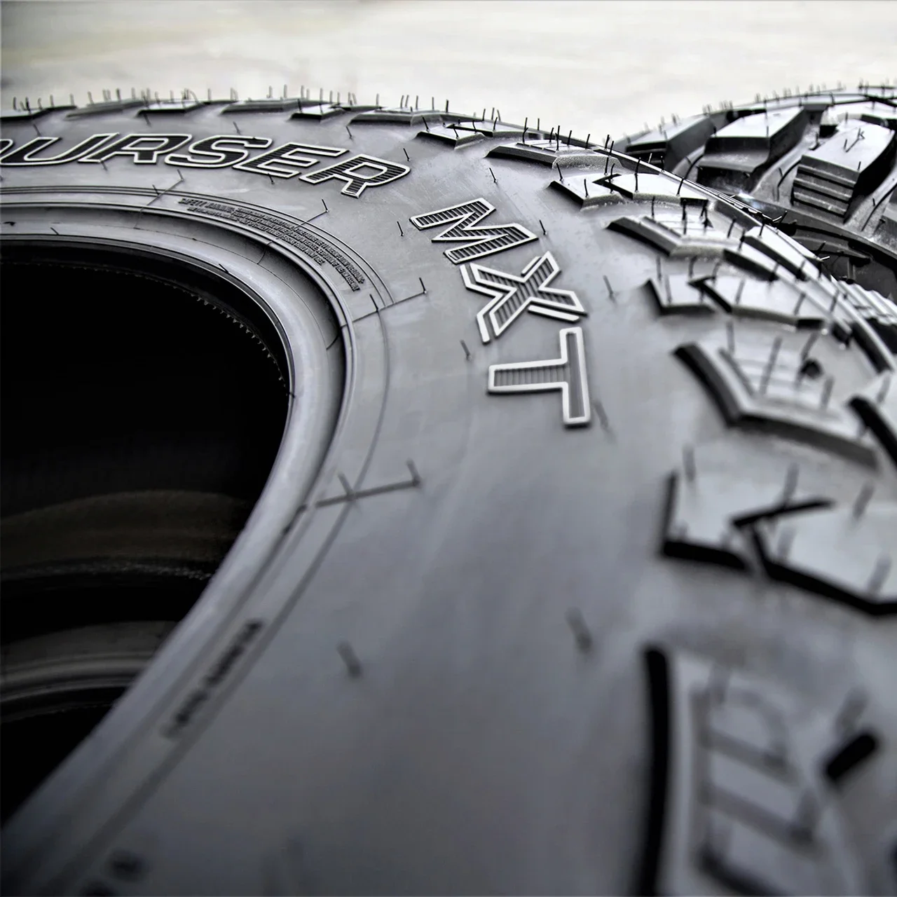 Mastercraft Courser MXT LT 285/70R17 121/118Q E (10 Ply)