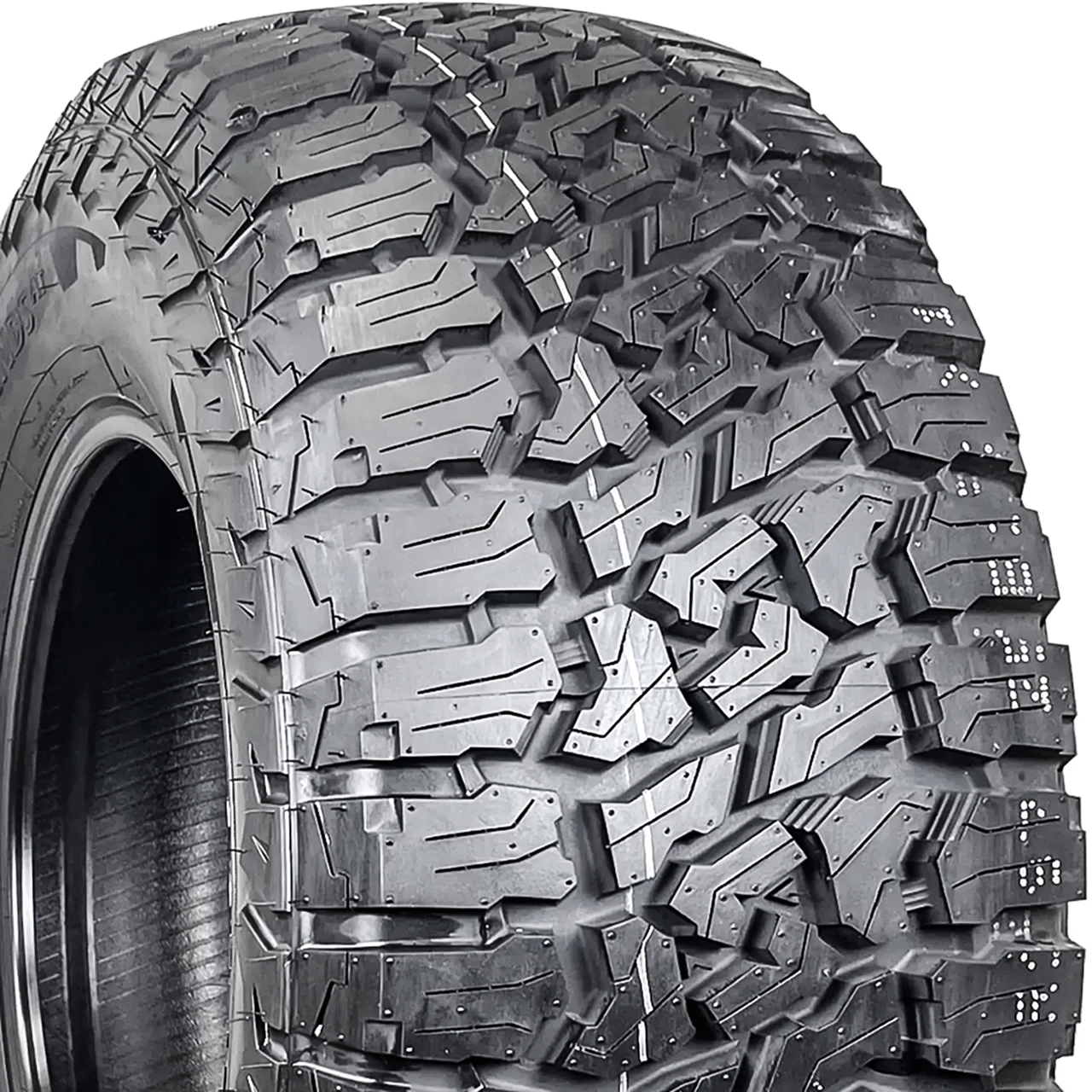 Mastertrack Badlands AT 235/75R15 109S XL