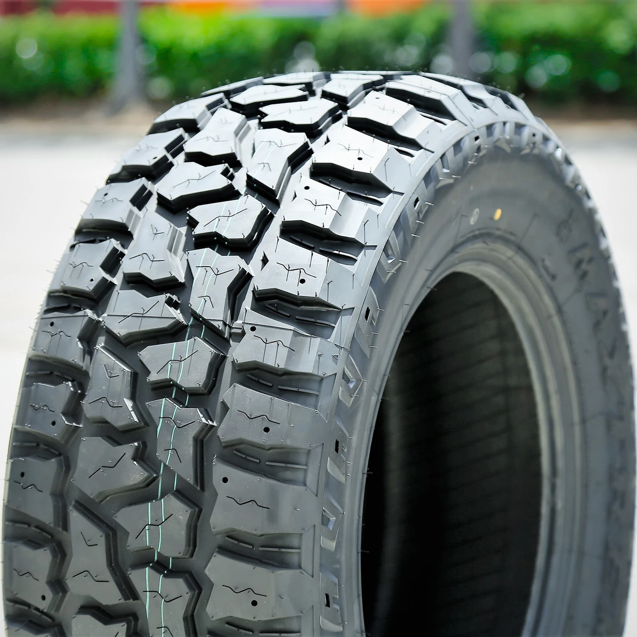 Maxtrek Fortis R/T T01 LT 315/75R16 121/118Q D (8 Ply)