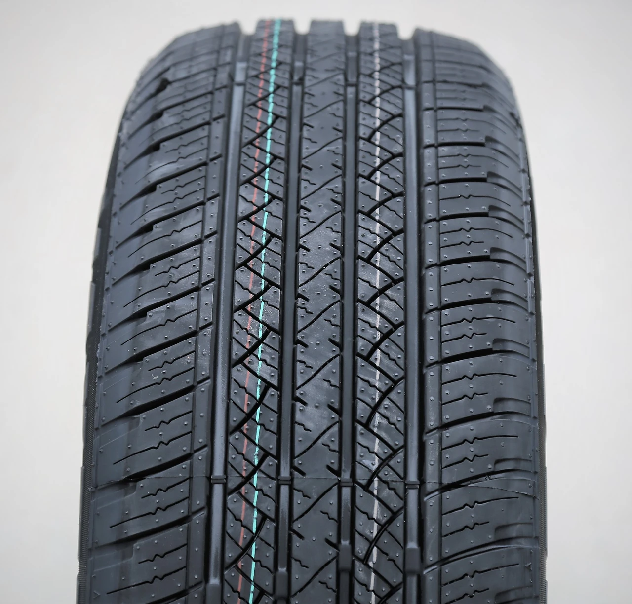 Maxtrek Sierra S6 285/30R20 ZR 99W XL
