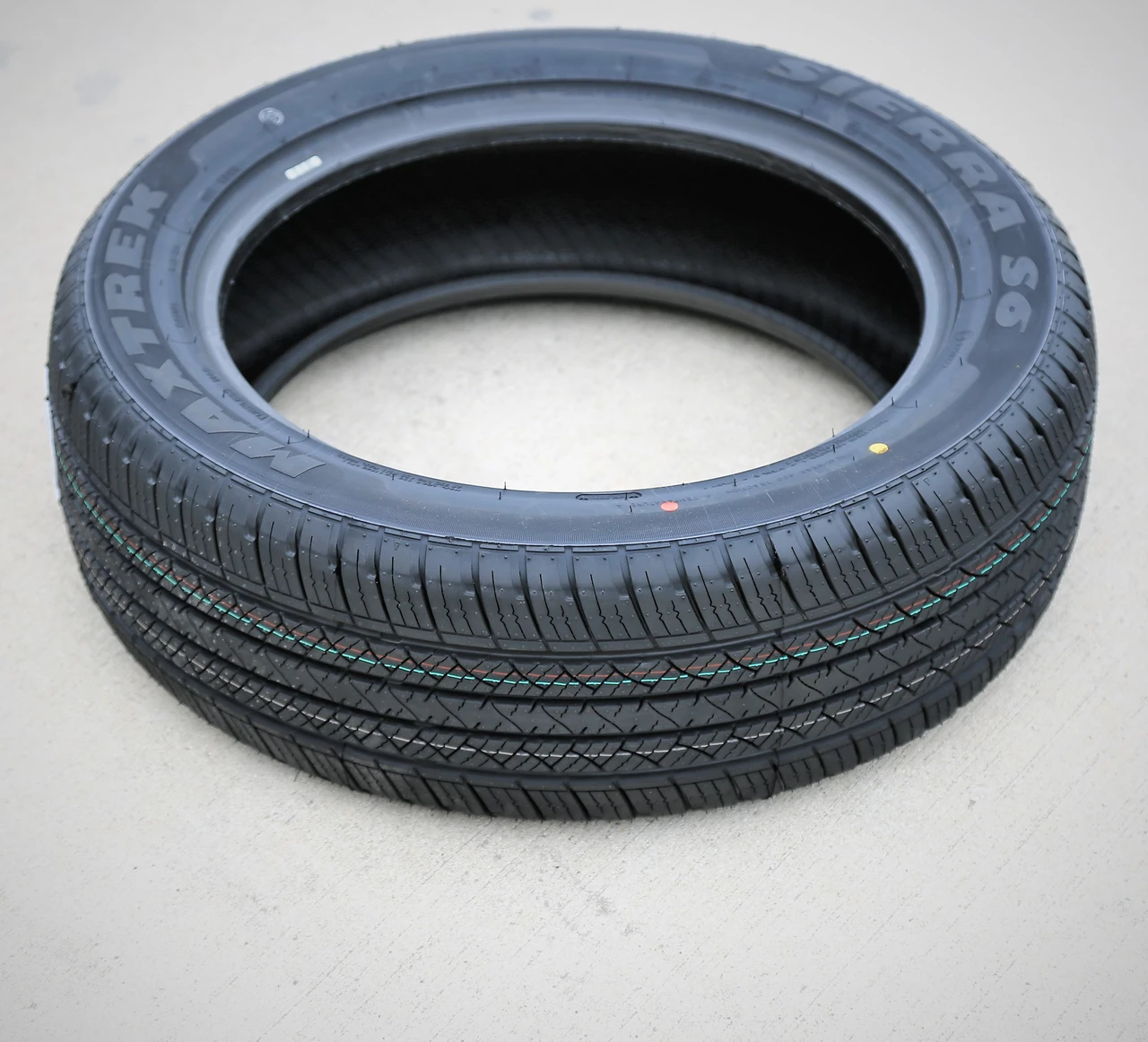 Maxtrek Sierra S6 285/30R20 ZR 99W XL