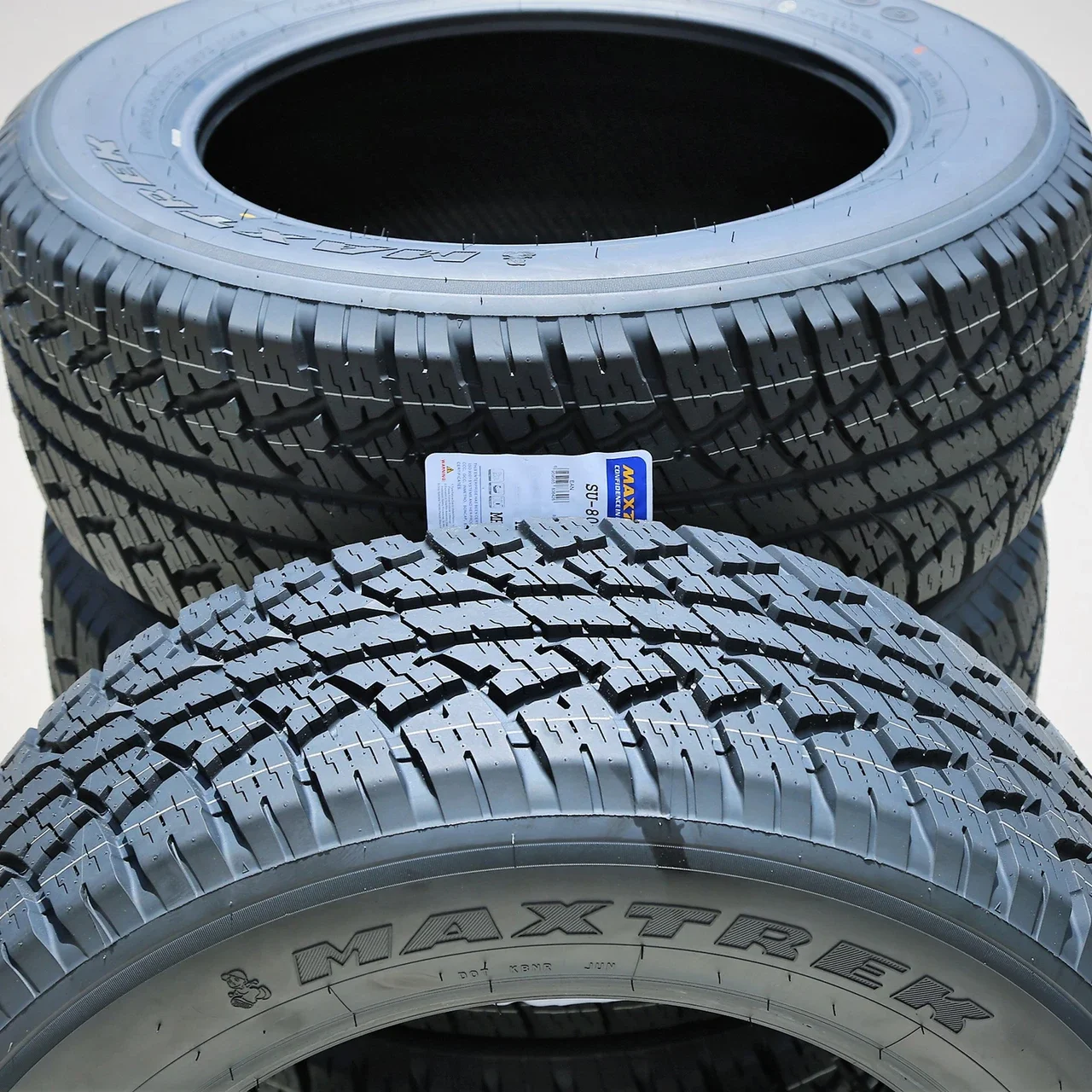 Maxtrek SU-800 A/T 275/55R20 117H XL
