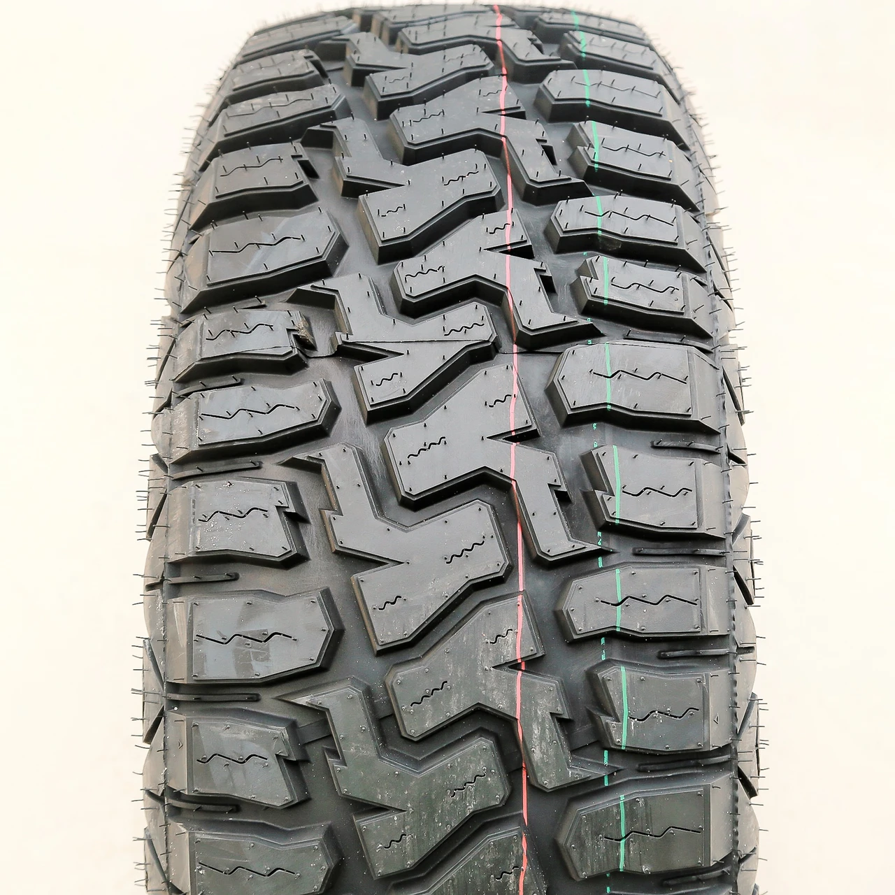 Mileking MK878 R/T 275/60R20 115T