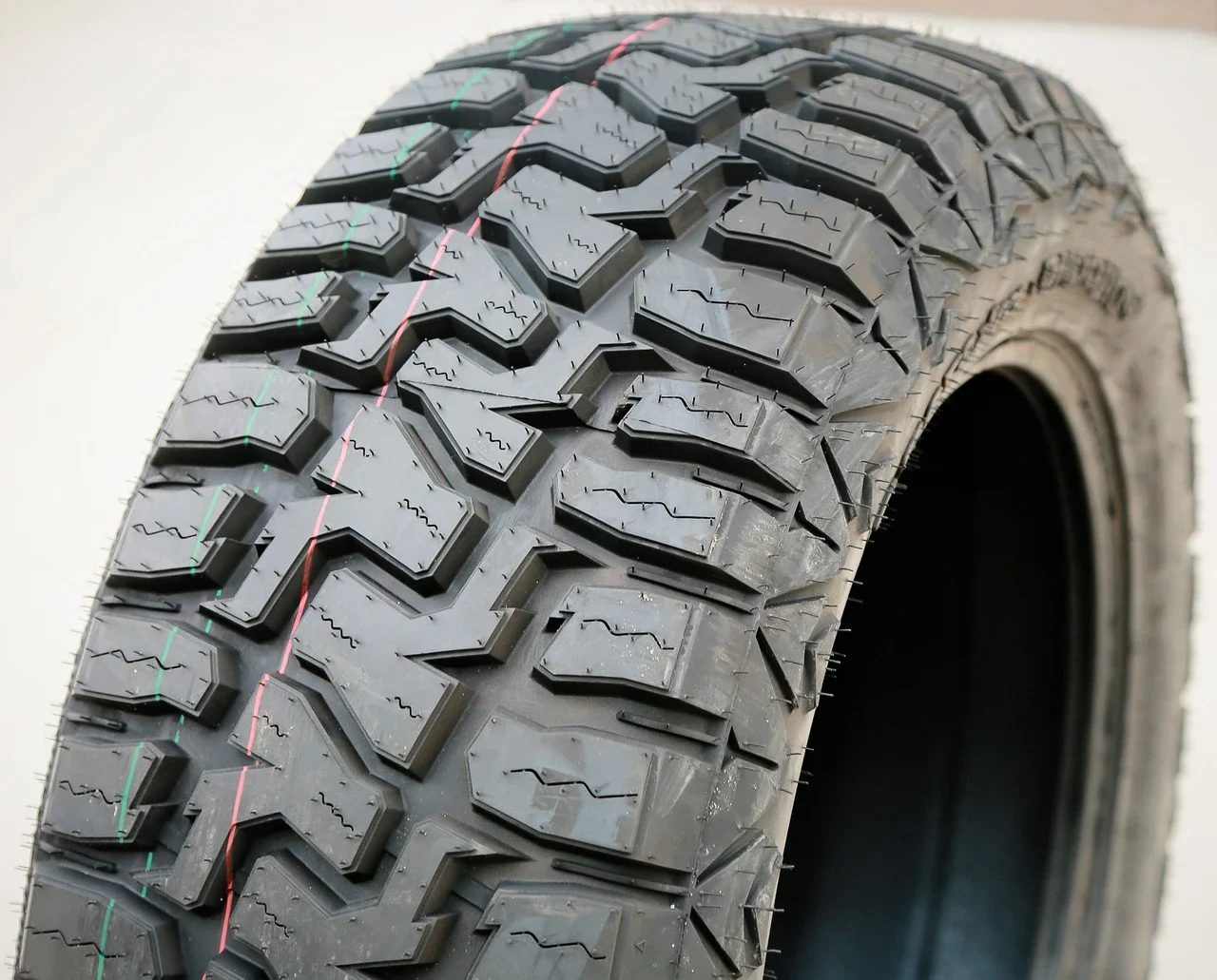 Mileking MK878 R/T LT 33X12.50R18 118Q E (10 Ply)