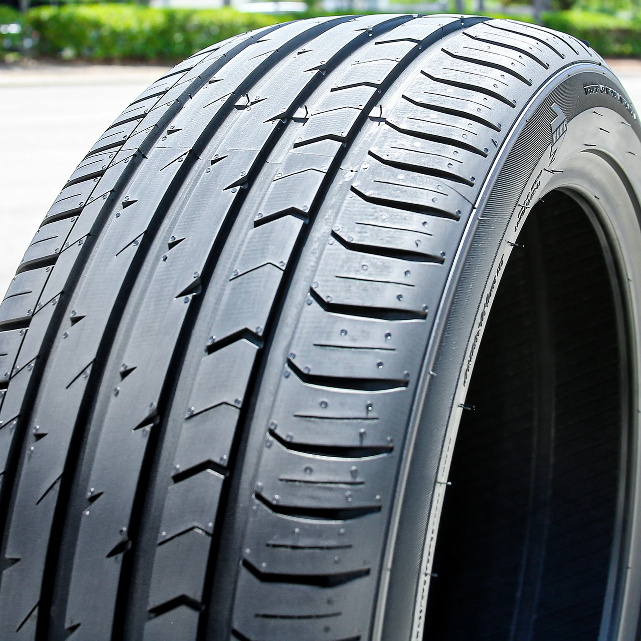 MOMO Toprun M300 AS Sport 215/55R16 97W XL