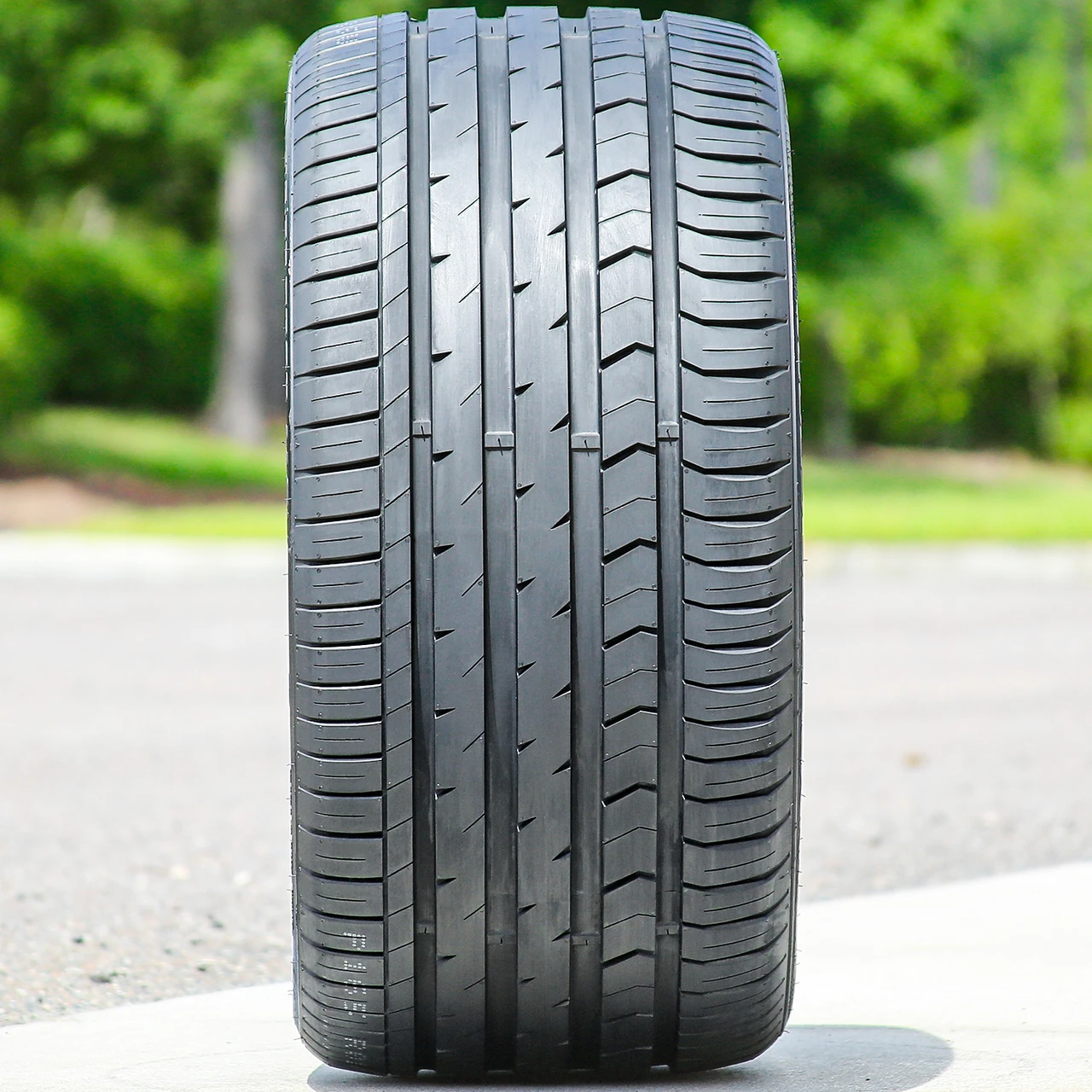 MOMO Toprun M300 AS Sport 255/40R20 ZR 101Y XL