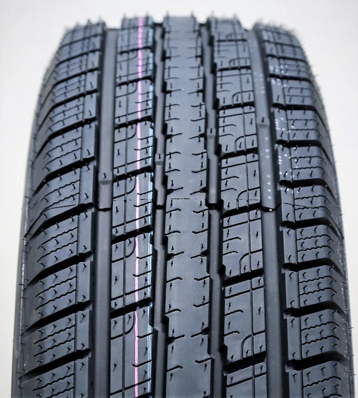 Montreal Terra-X H/T 235/65R17 104H
