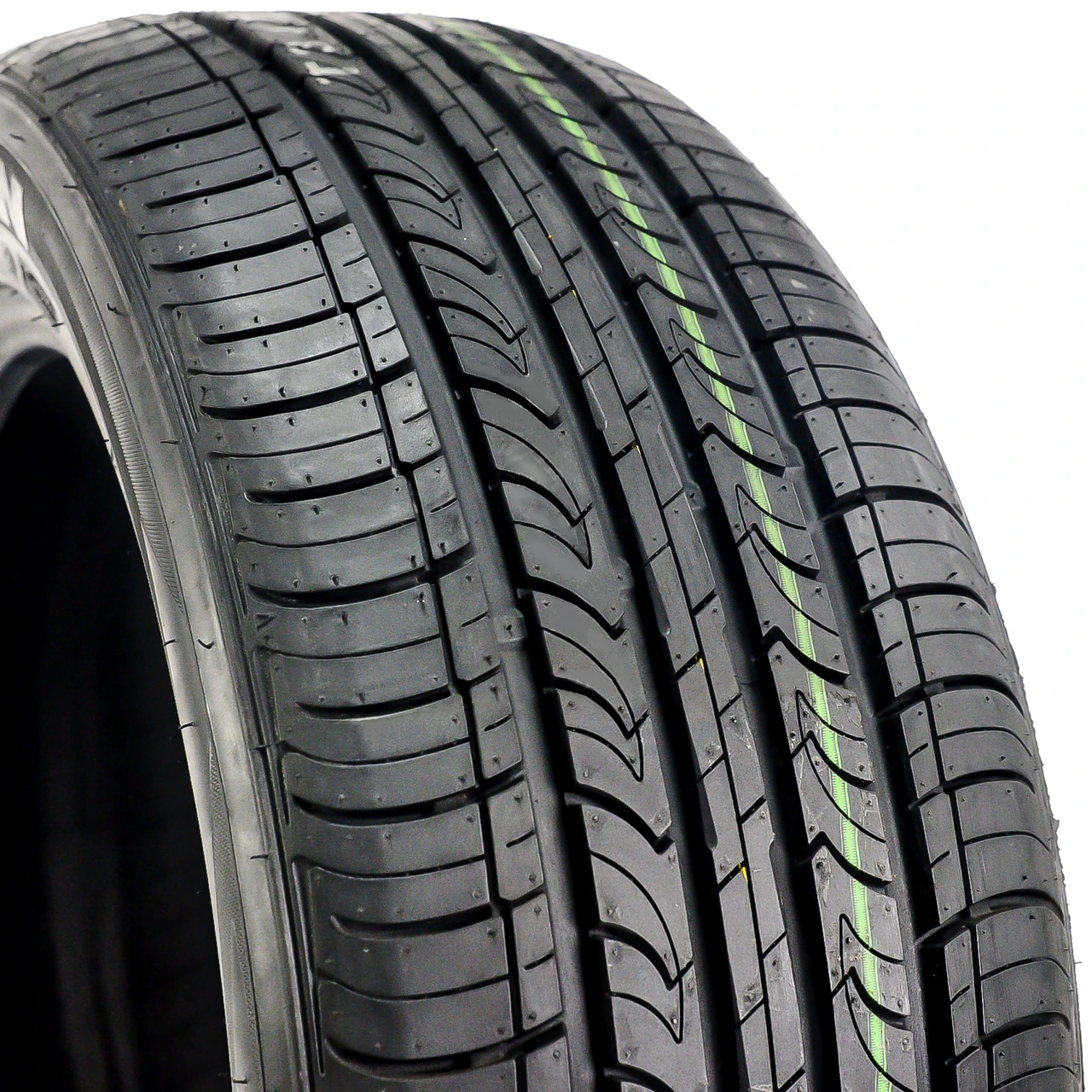 Nexen Classe Premiere CP672 235/50R18 97V