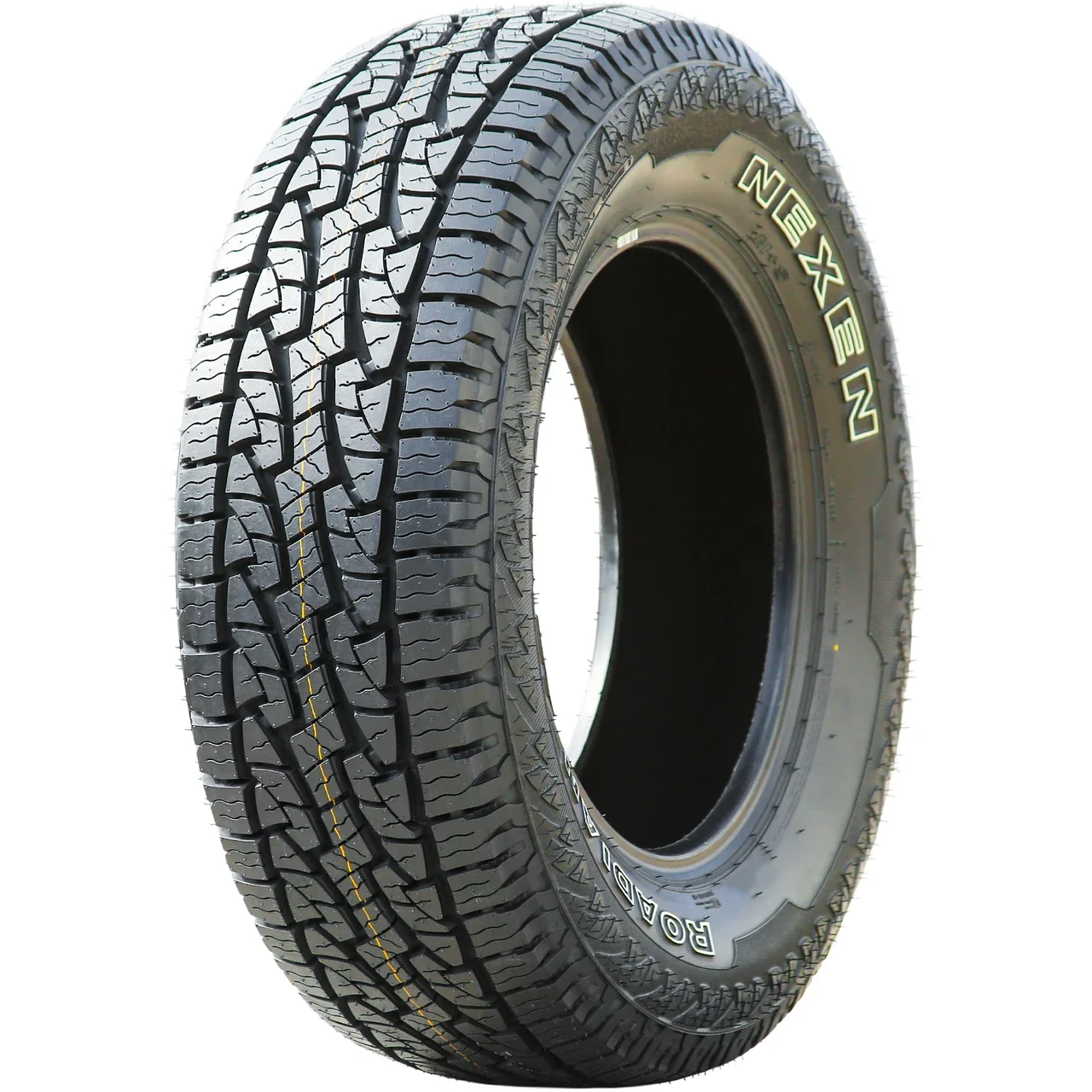 Nexen Roadian AT Pro RA8 235/70R16 106S