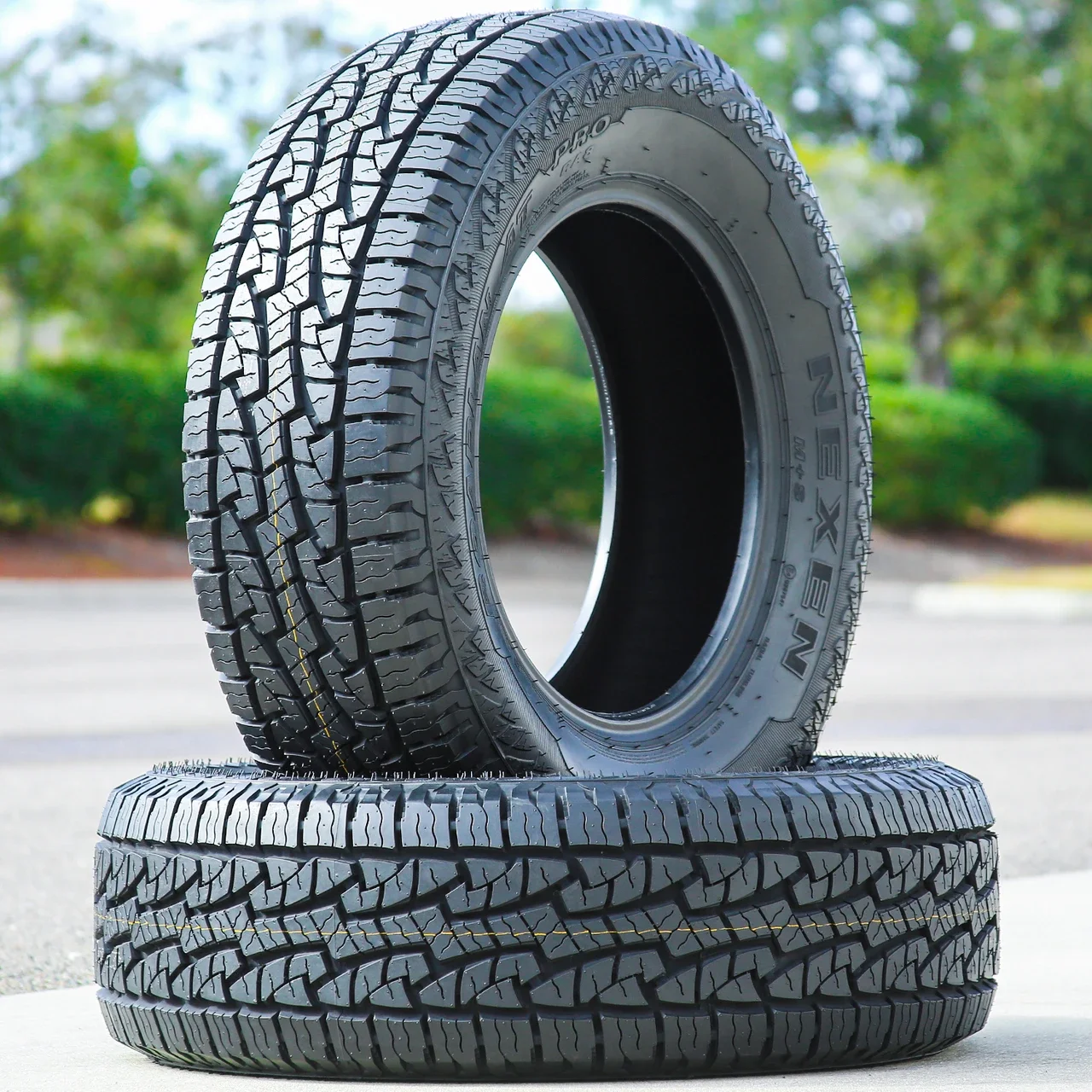 Nexen Roadian AT Pro RA8 LT 275/55R20 120/117S E (10 Ply)