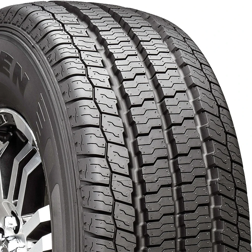 Nexen Roadian CT8 HL LT 245/75R17 121/118S E (10 Ply)
