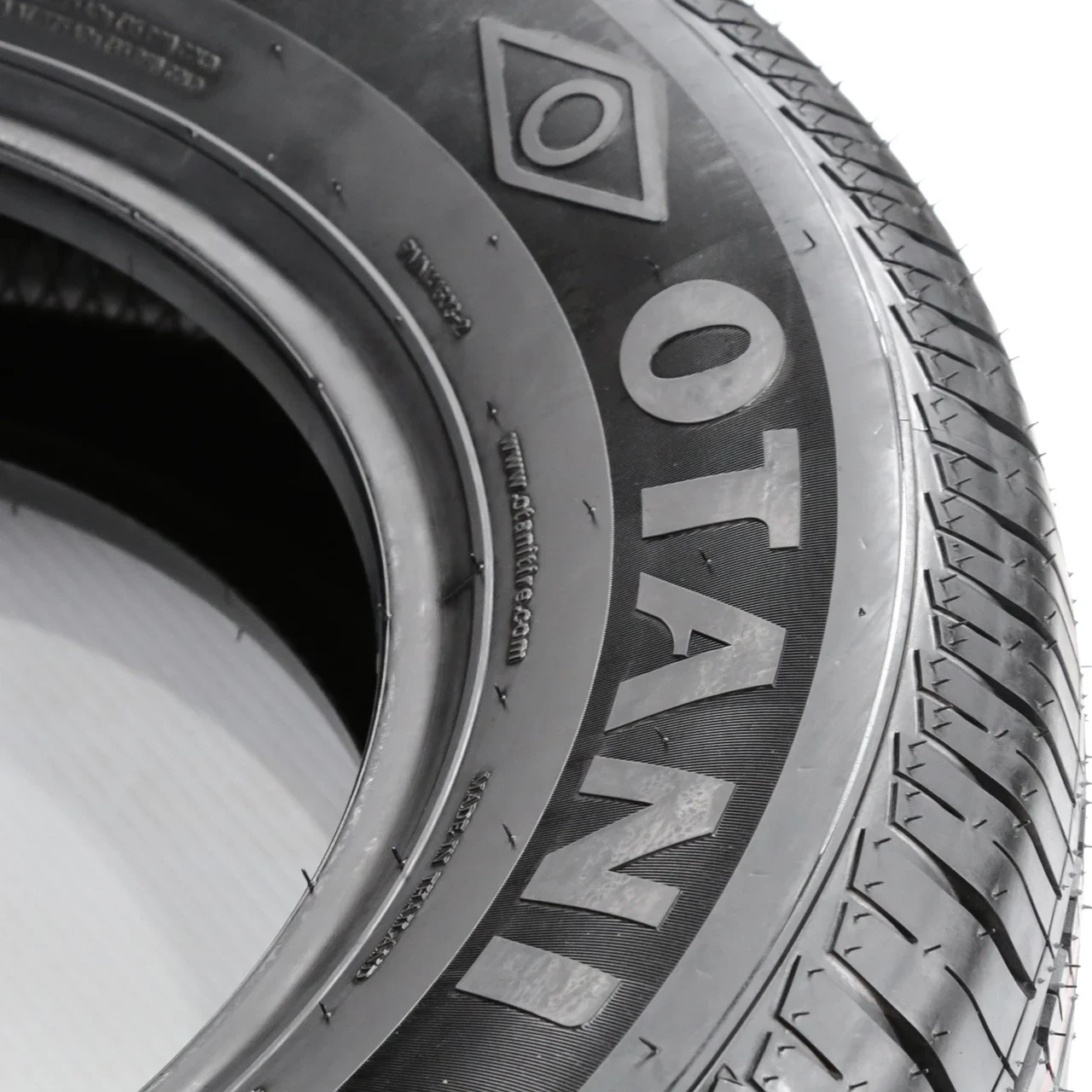 Otani MK2000 195/70R15 104/102S D (8 Ply)