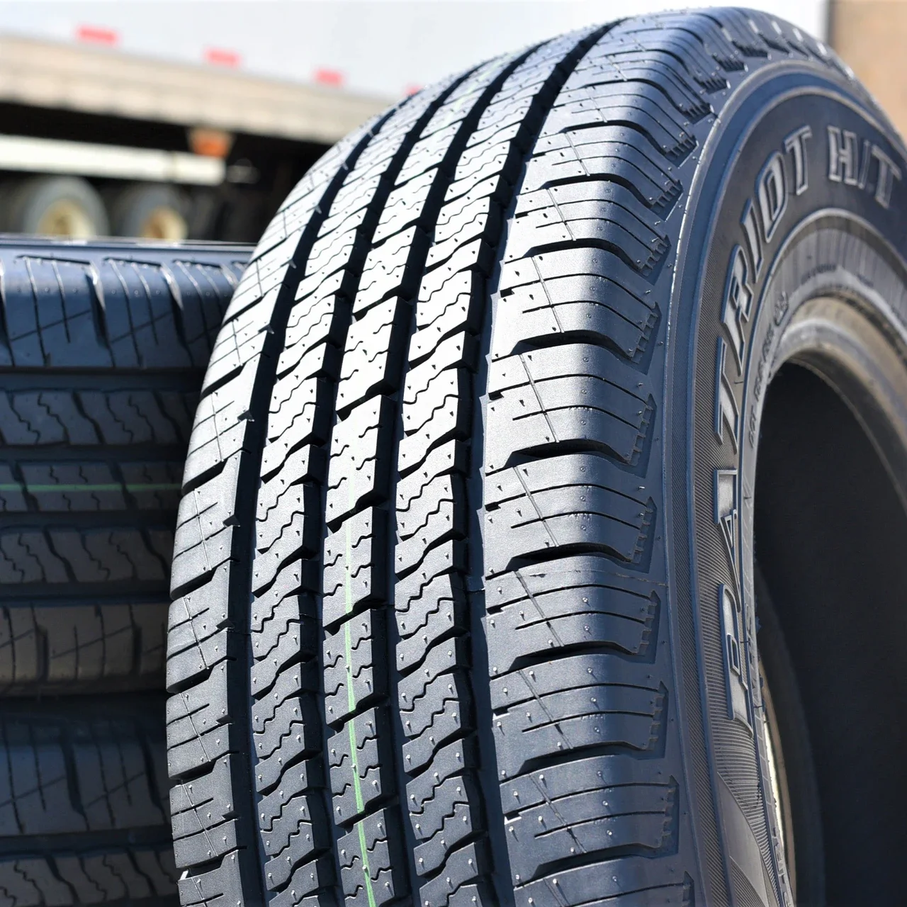 Patriot H/T 235/70R16 106H