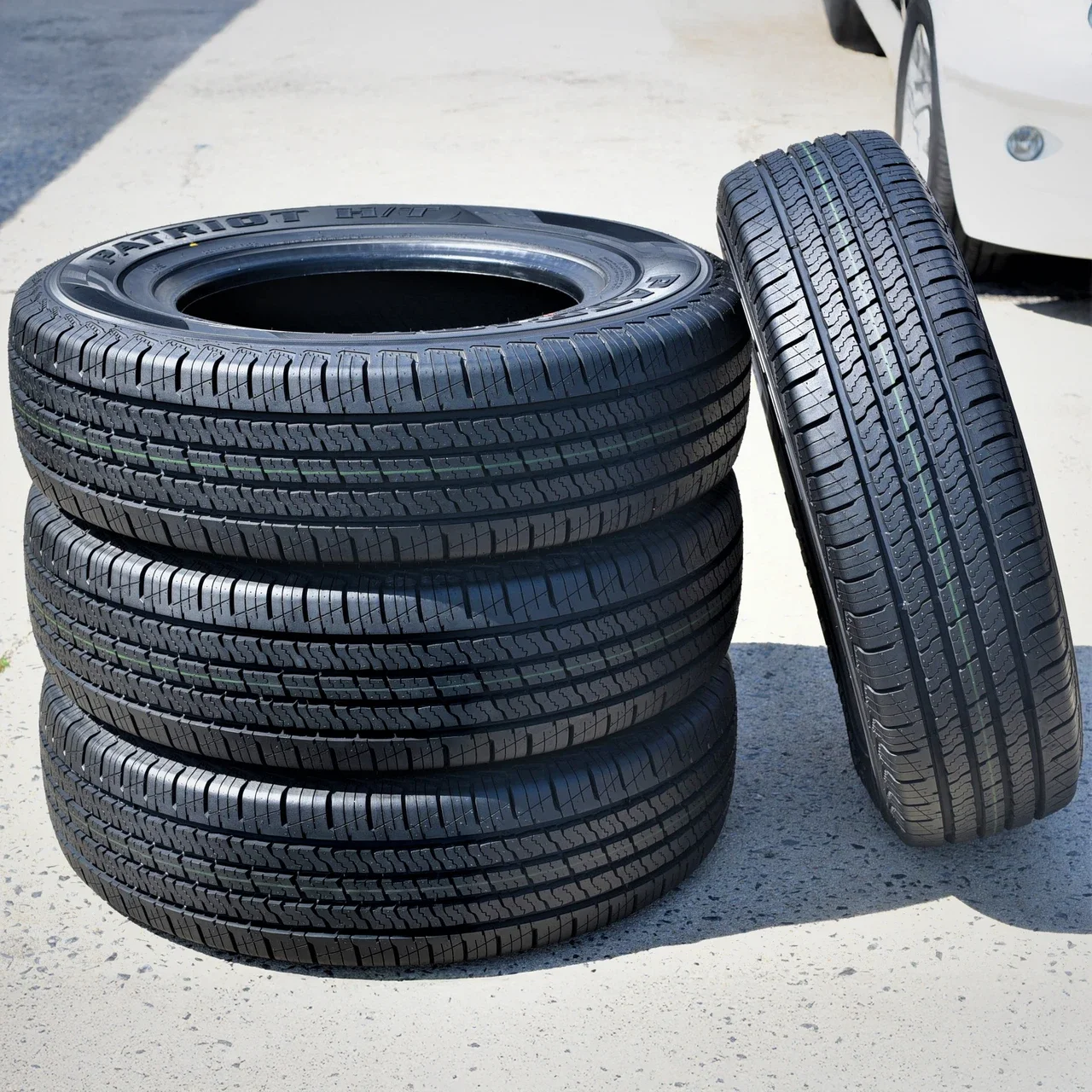 Patriot H/T 235/70R16 106H