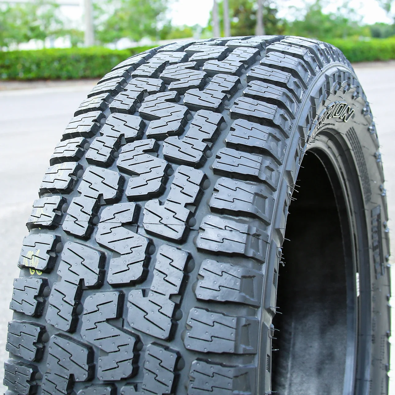Pirelli Scorpion All Terrain Plus LT 275/65R20 126/123S E (10 Ply)