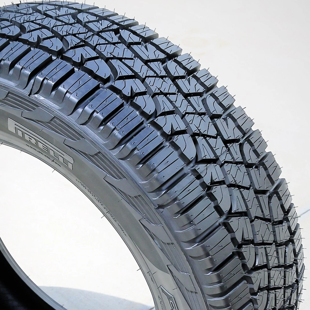 Pirelli Scorpion ATR 275/60R20 115T