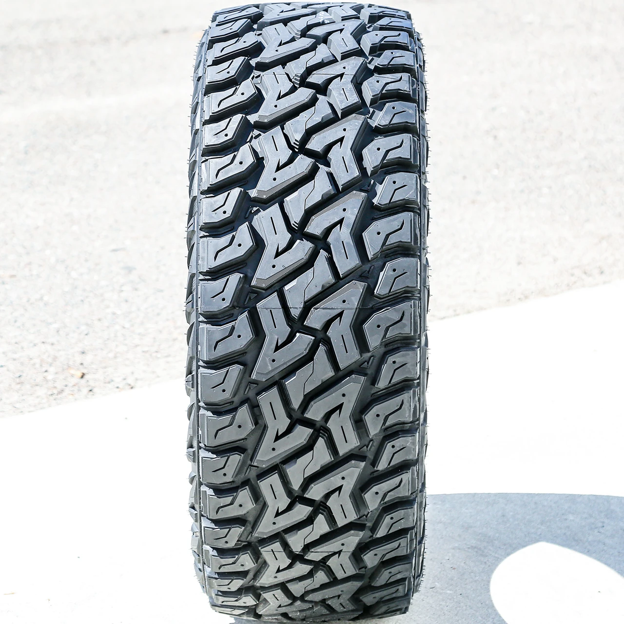 Predator New Mutant X-RT LT 40X15.50R20 128Q F (12 Ply)