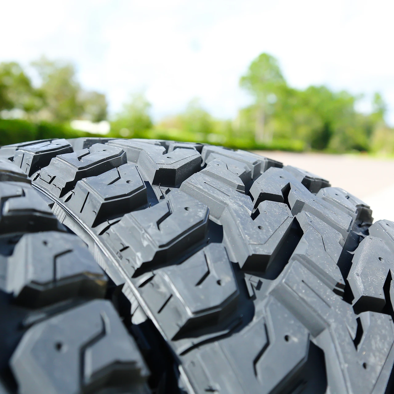 Predator New Mutant X-RT LT 40X15.50R20 128Q F (12 Ply)