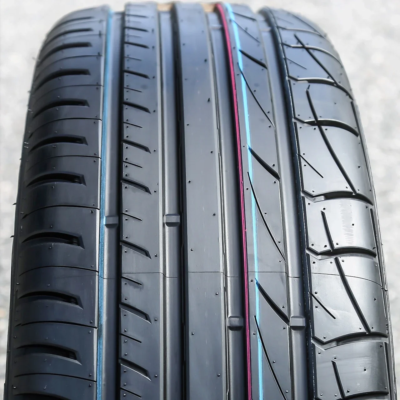 Premiorri Solazo S Plus 235/55R18 100V