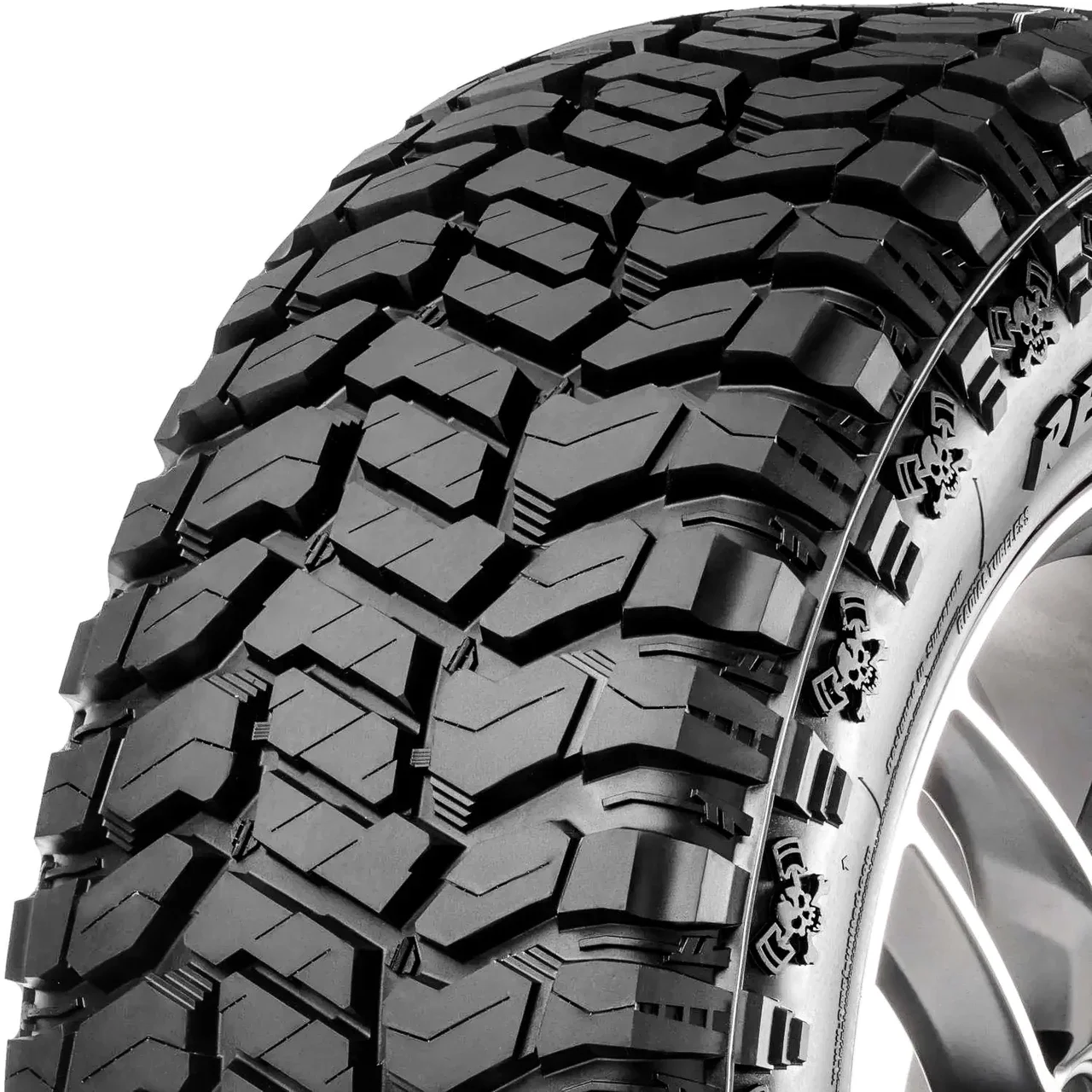 Radar Renegade R/T+ LT 305/55R20 121/118Q E (10 Ply)