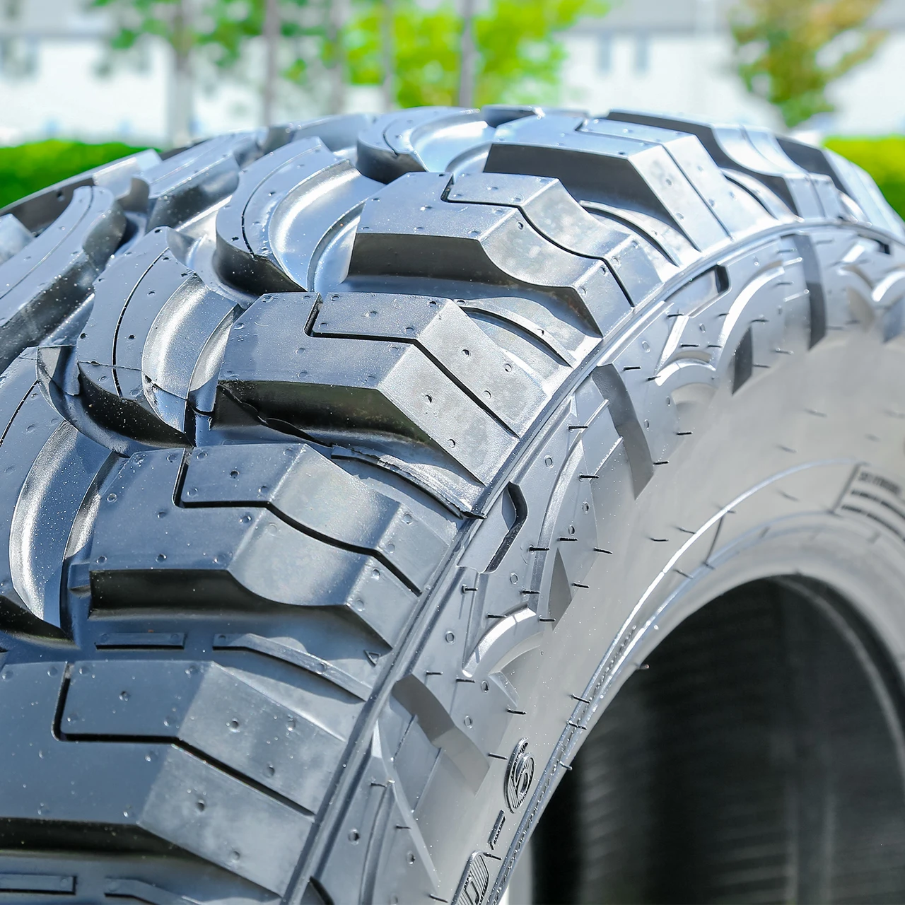 Red Dirt Road RD-6 M/T LT 35X12.50R20 121Q E (10 Ply) (DOT 2020)