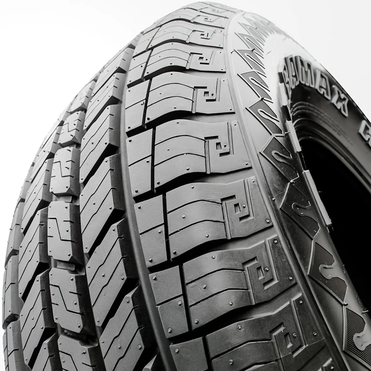 Sailun Terramax HLT 235/65R17 104T