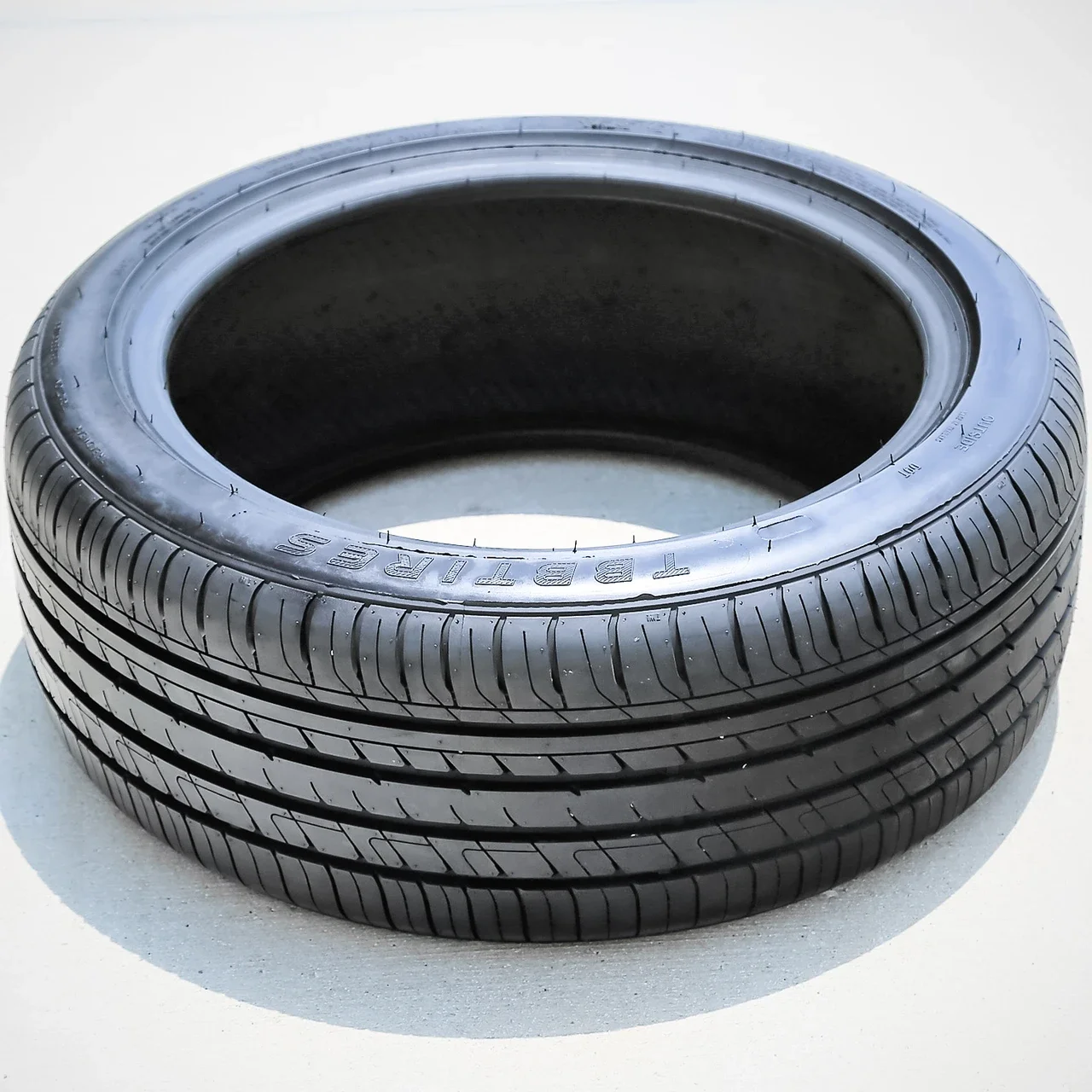 TBB TR-66 245/40R17 ZR 95W XL